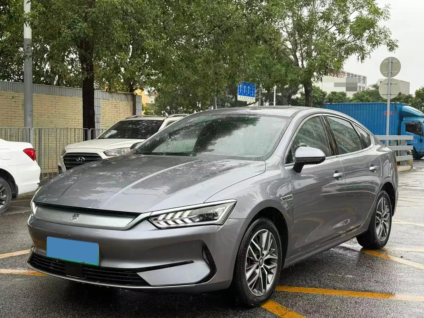 2023 BYD QIN view 1
