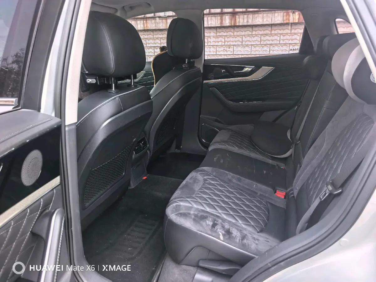 2019 HongQi HS5 2.0T 224HP L4 6AT,autocango,china used car exporter,china ev exporter,chinese used car exporter,chinese used ev exporter