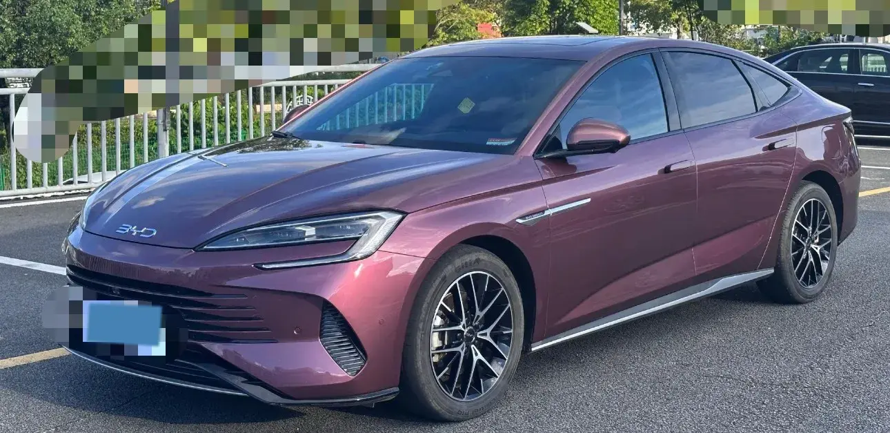 2023 BYD SEAL view 1