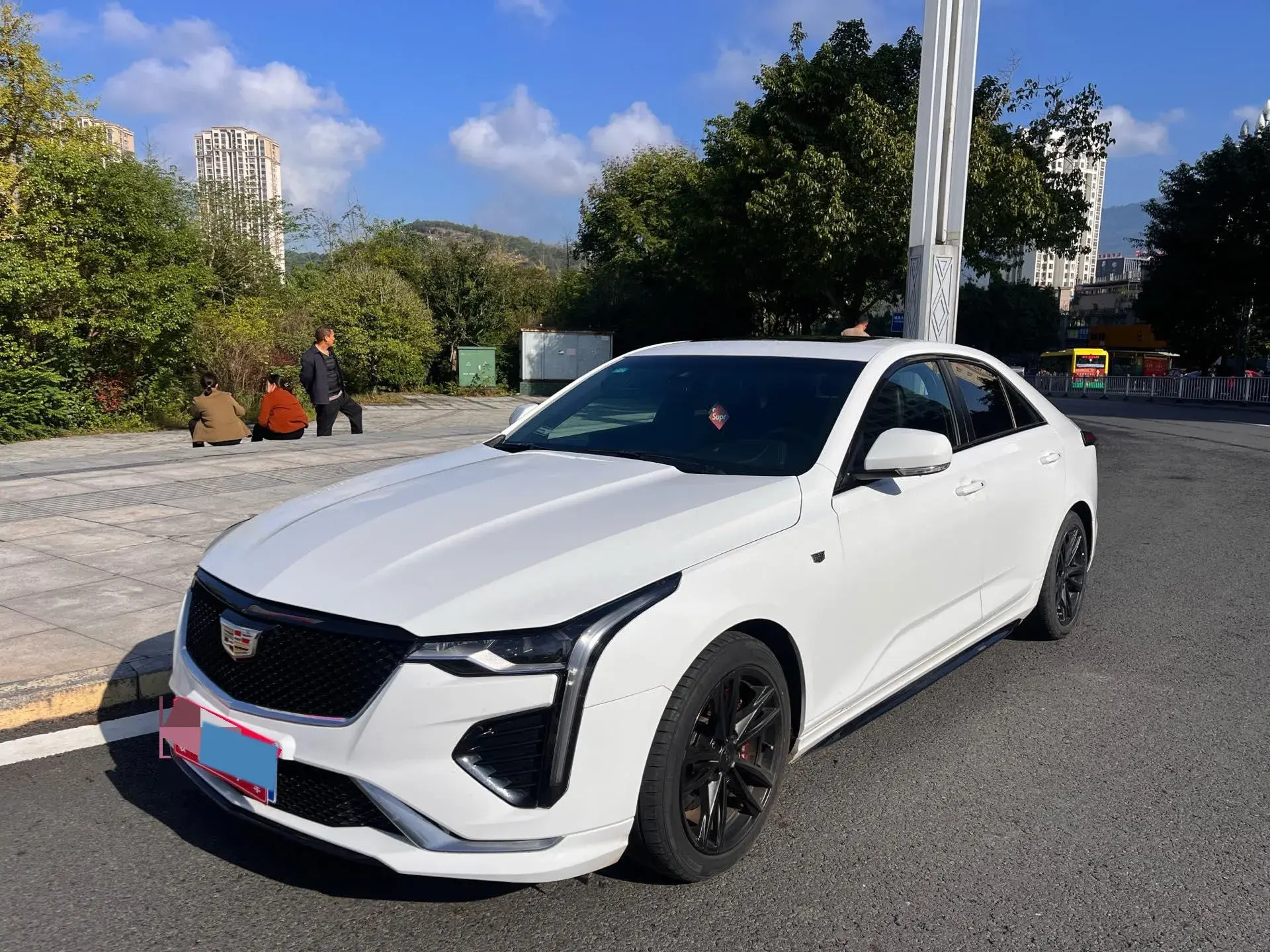 2020 CADILLAC CT4 view 1