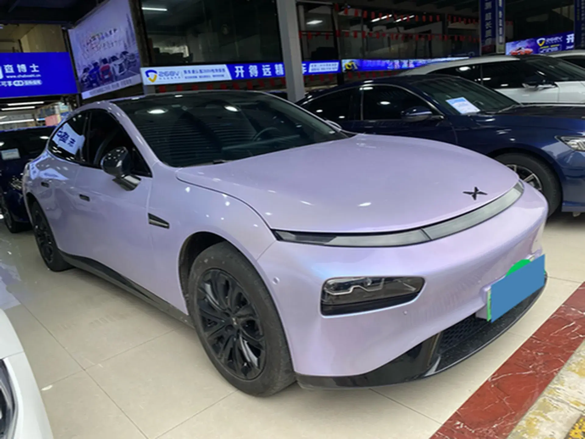 2020 XPENG P7 thumbnail 3