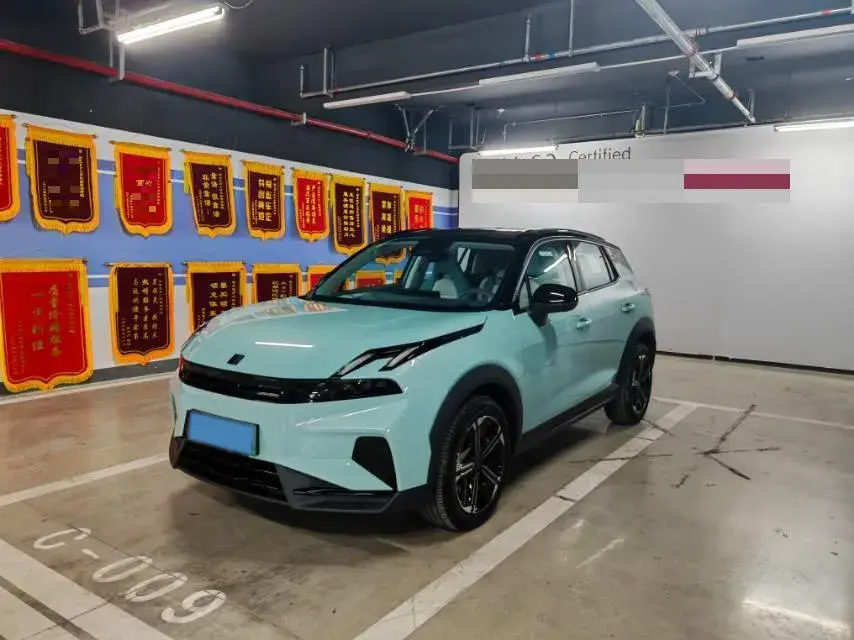 2023 LYNK&CO 06 view 1