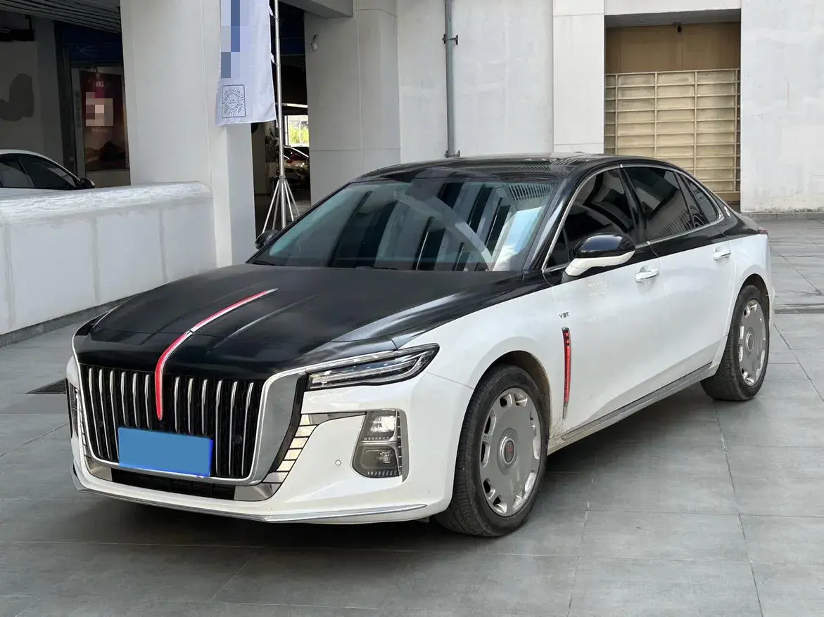 2024 HONGQI H5 view 1
