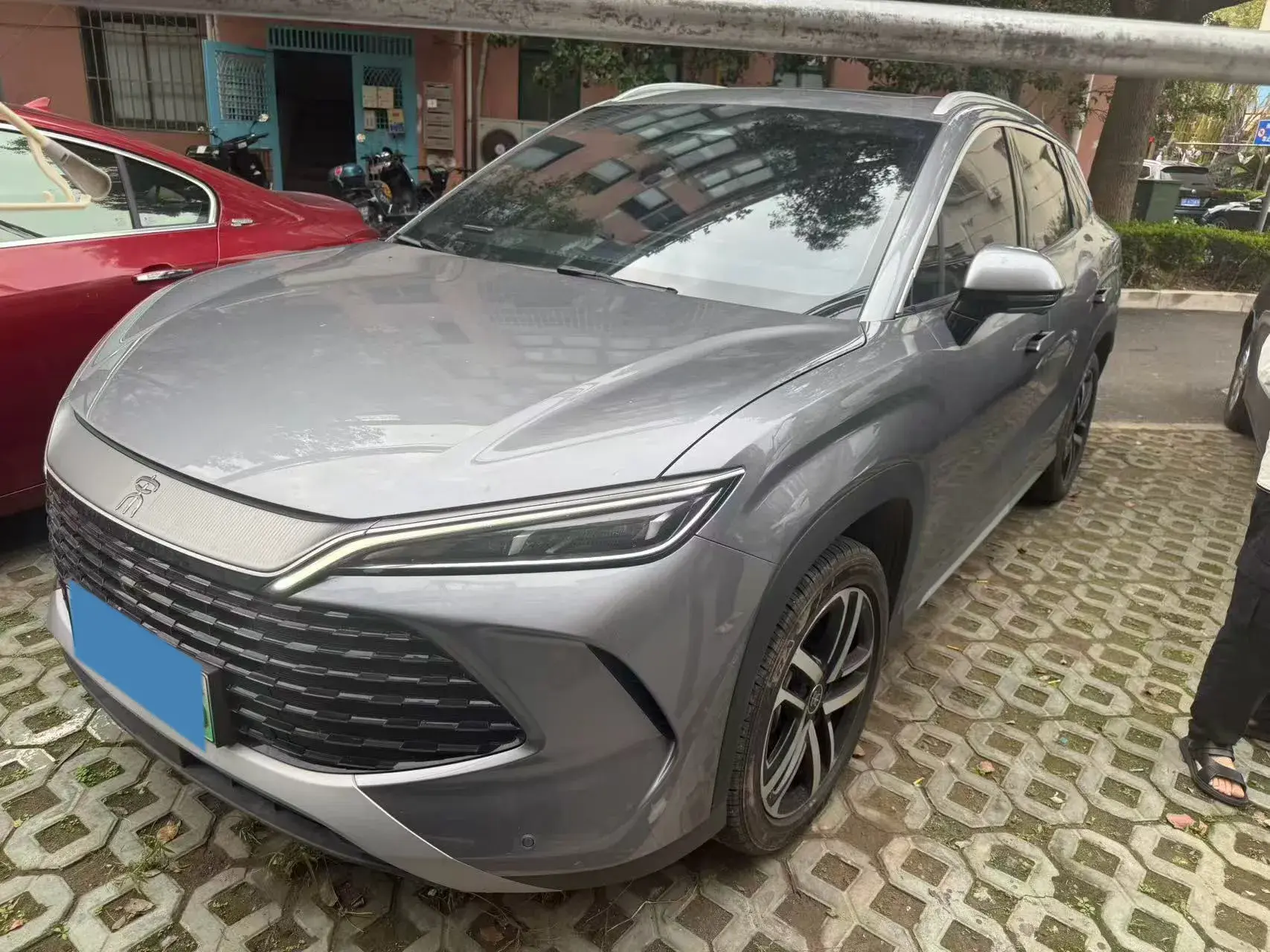 2025 BYD SONGL view 1