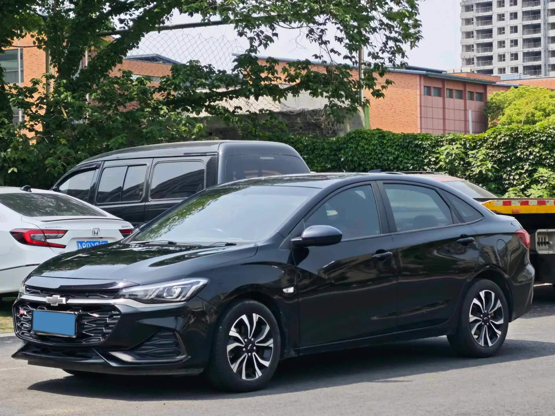 2019 CHEVROLET MONZA view 1