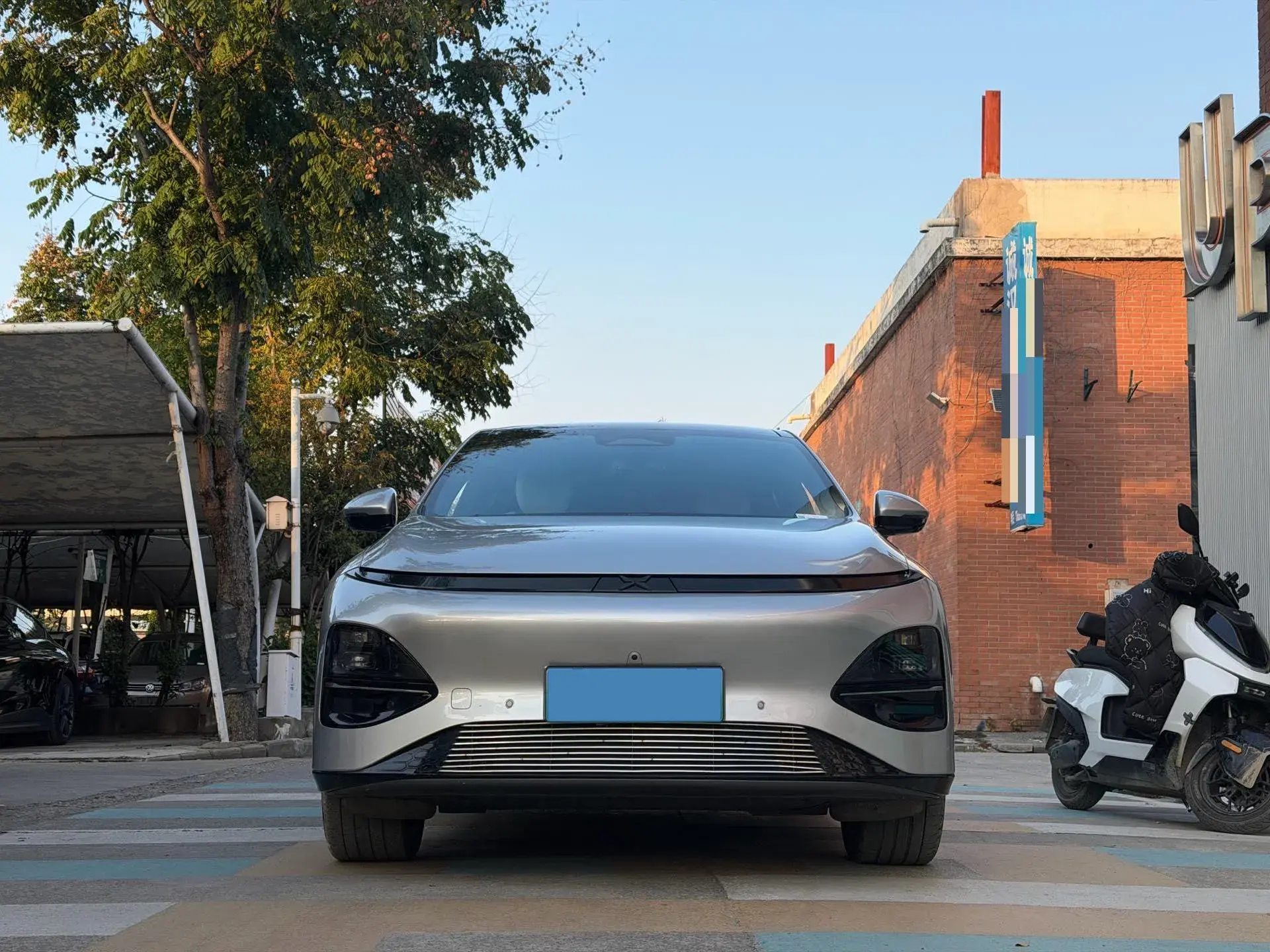 2023 XPENG G6 thumbnail 2