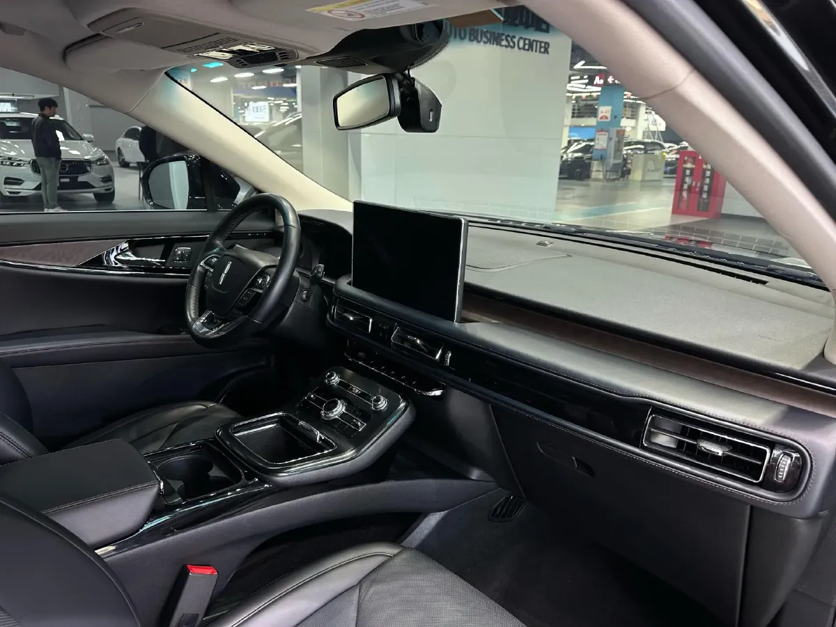 2021 Lincoln Nautilus 2.0T 245HP L4 8AT,autocango,china used car exporter,china ev exporter,chinese used car exporter,chinese used ev exporter