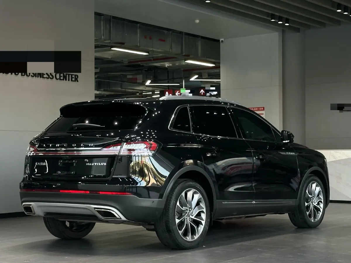 2021 Lincoln Nautilus 2.0T 245HP L4 8AT,autocango,china used car exporter,china ev exporter,chinese used car exporter,chinese used ev exporter