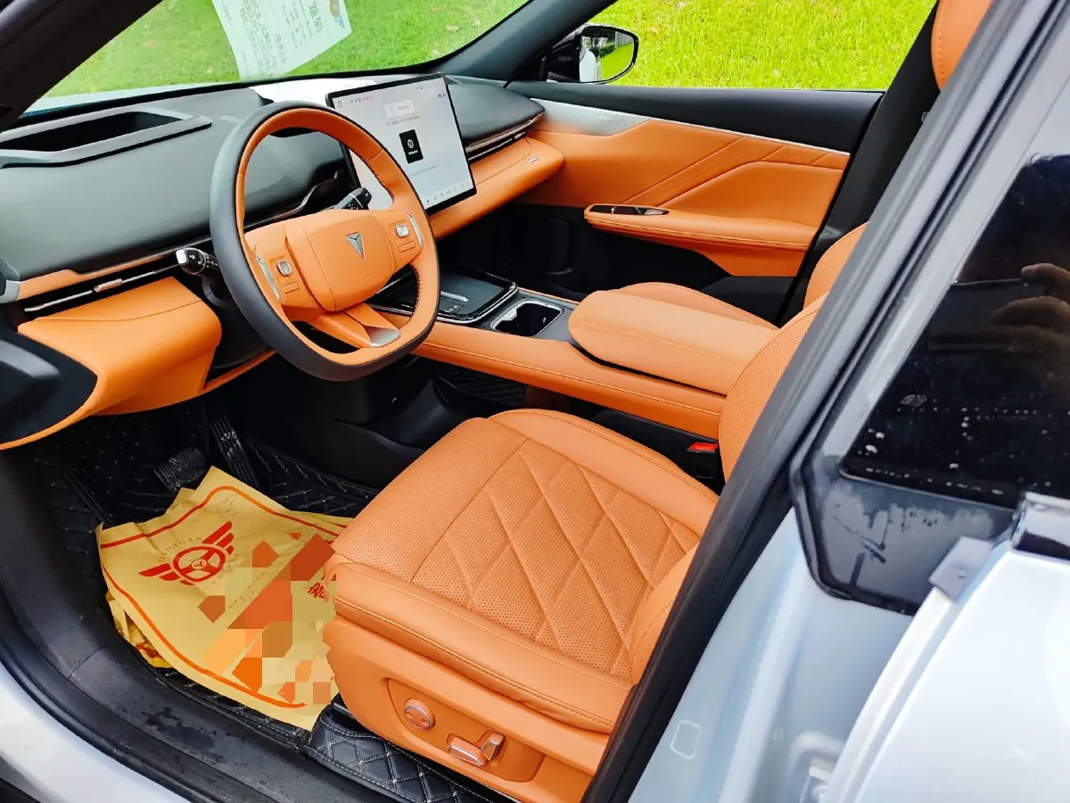 2025 Deepal SL03 BEV 56.1KWH,autocango,china used car exporter,china ev exporter,chinese used car exporter,chinese used ev exporter