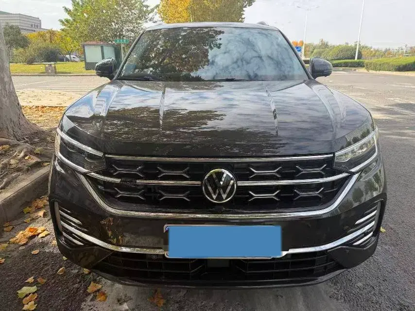 2024 VOLKSWAGEN TAYRON thumbnail 3