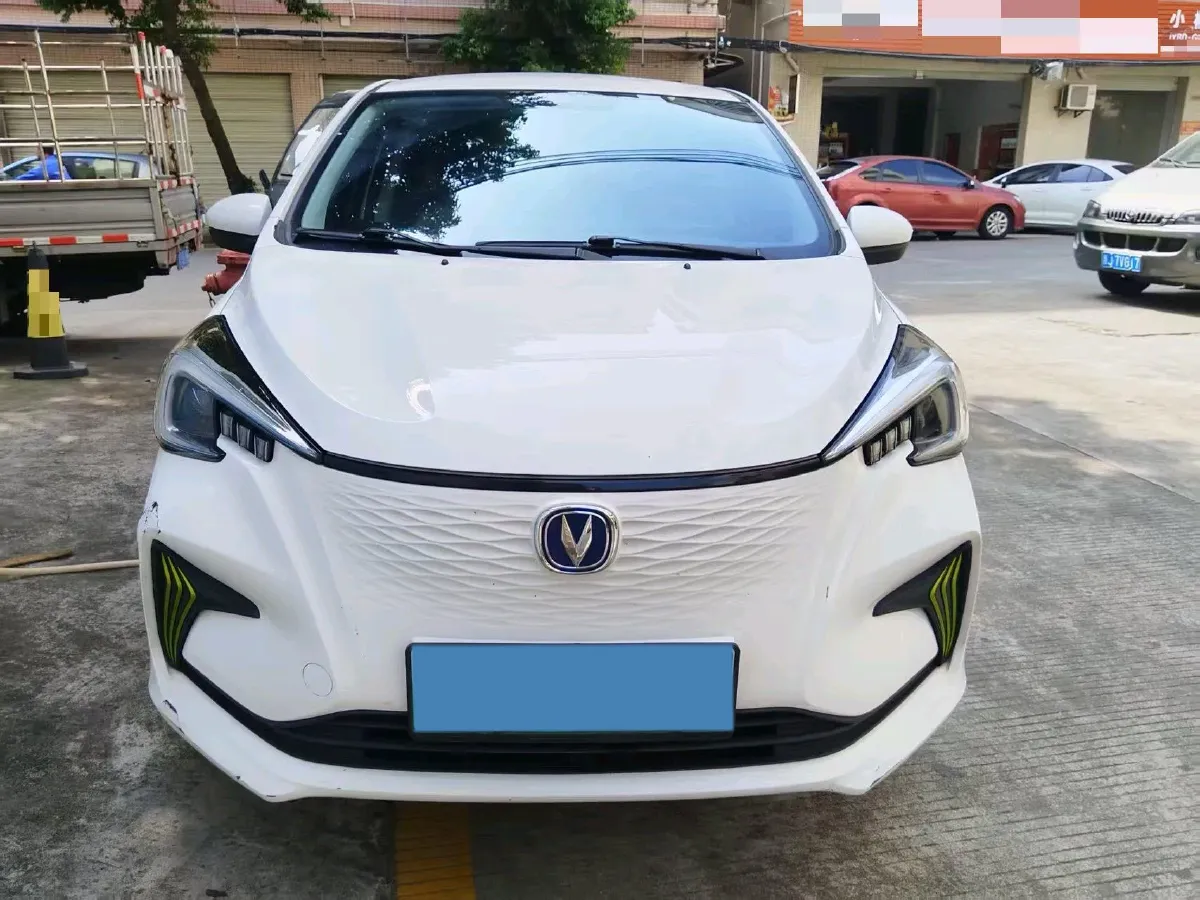 2022 ChangAn BenBen E-Star BEV 31.95KWH,autocango,china used car exporter,china ev exporter,chinese used car exporter,chinese used ev exporter