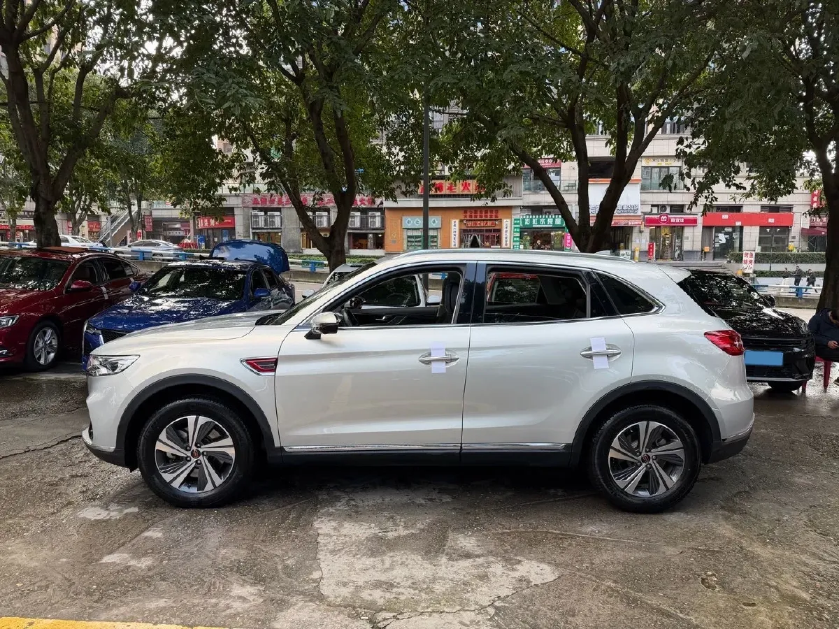 2019 HongQi HS5 2.0T 224HP L4 6AT,autocango,china used car exporter,china ev exporter,chinese used car exporter,chinese used ev exporter