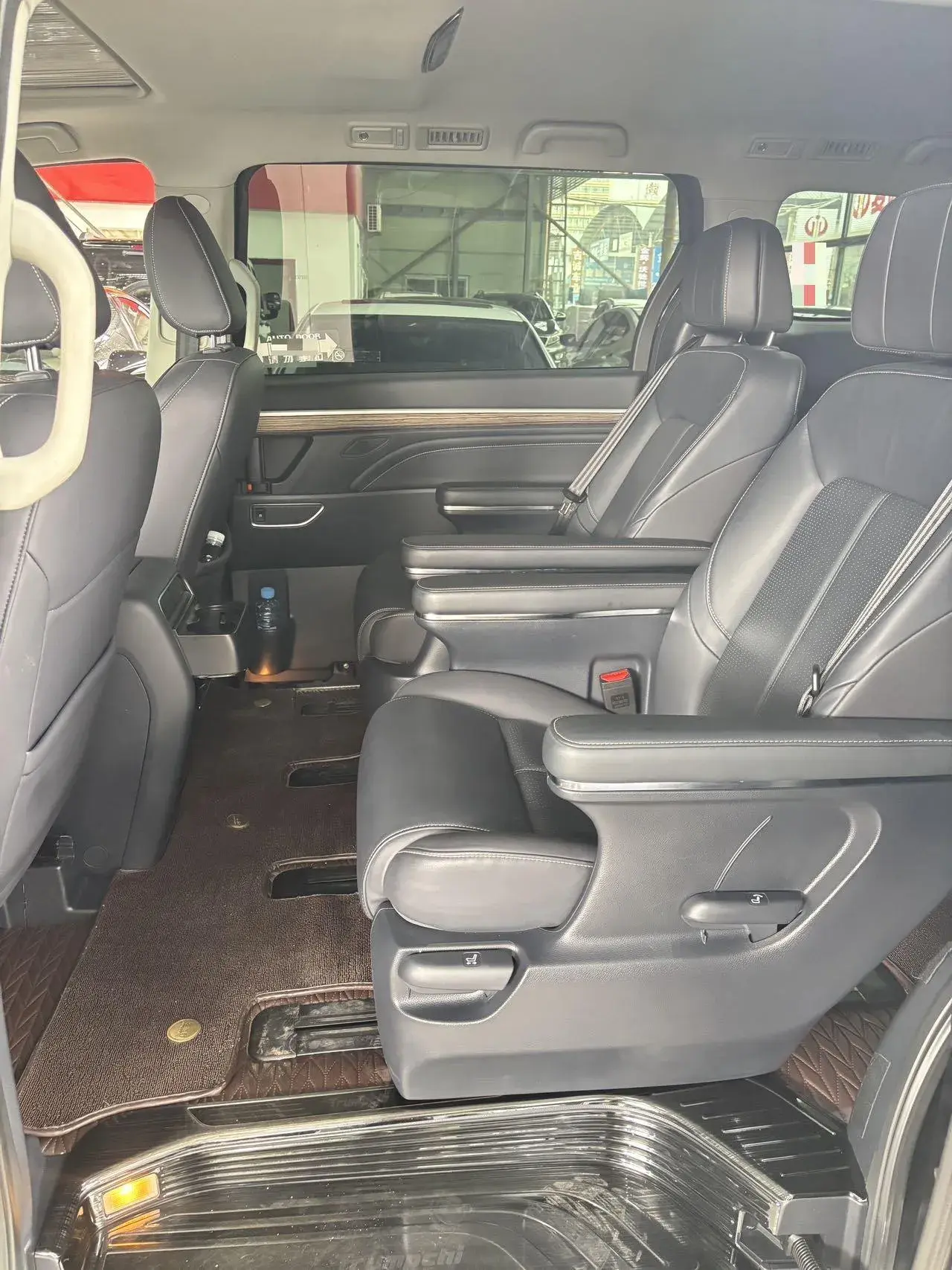 2021 GAC TRUMPCHI thumbnail 3