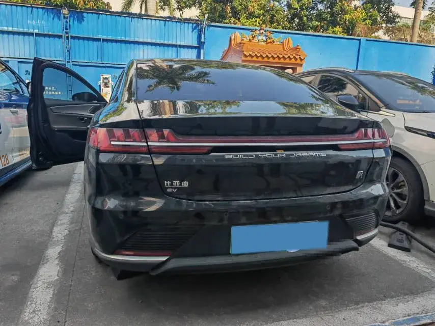 2021 BYD HAN thumbnail 3