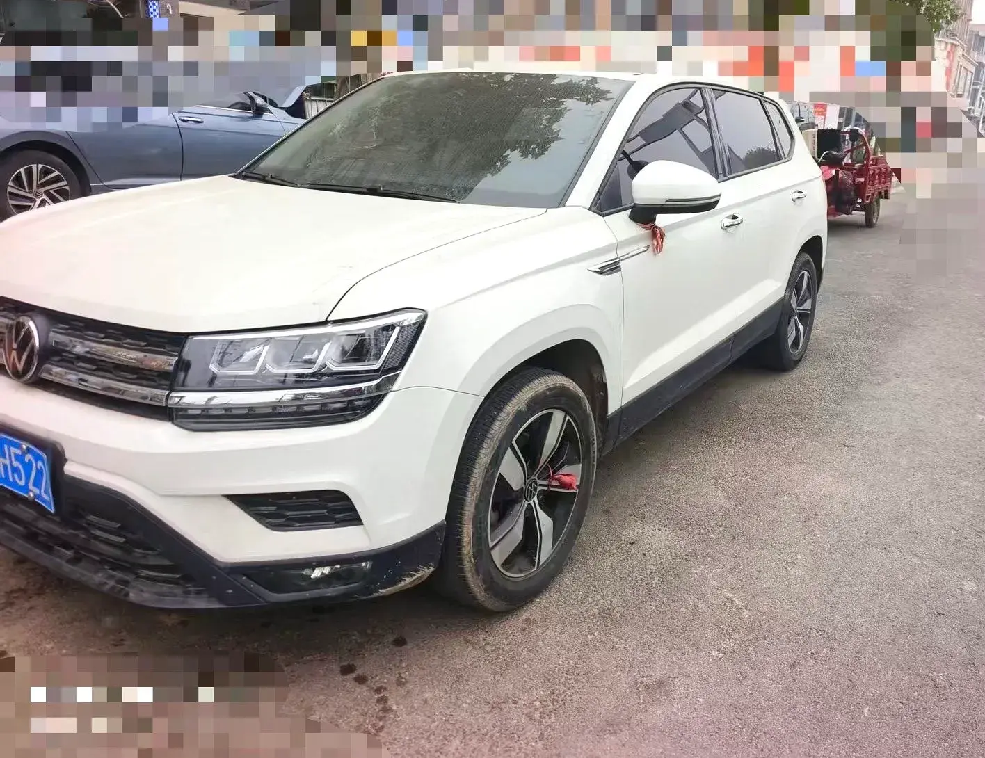 2021 VOLKSWAGEN THARU view 1