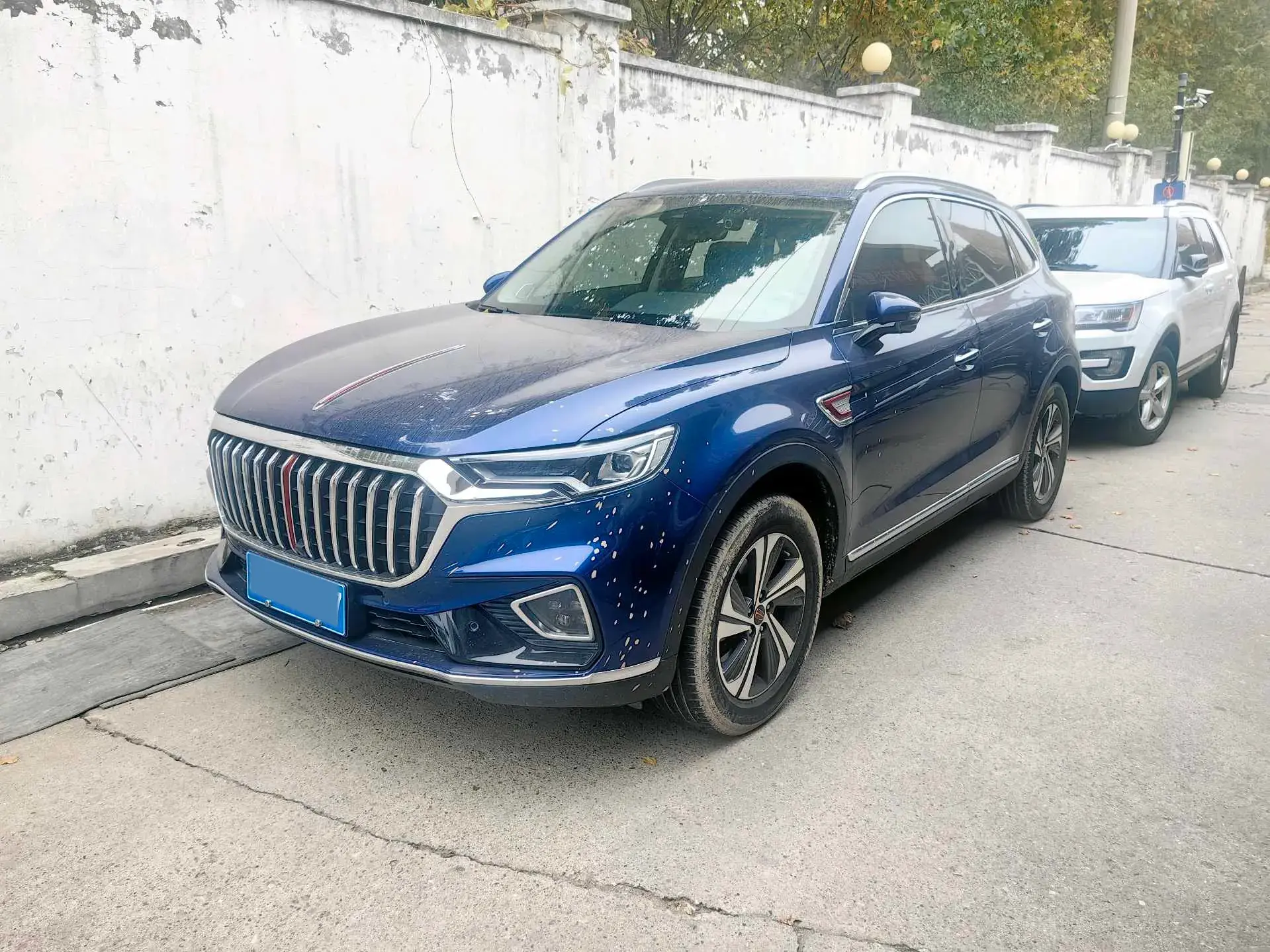 2019 HONGQI HS5 view 1