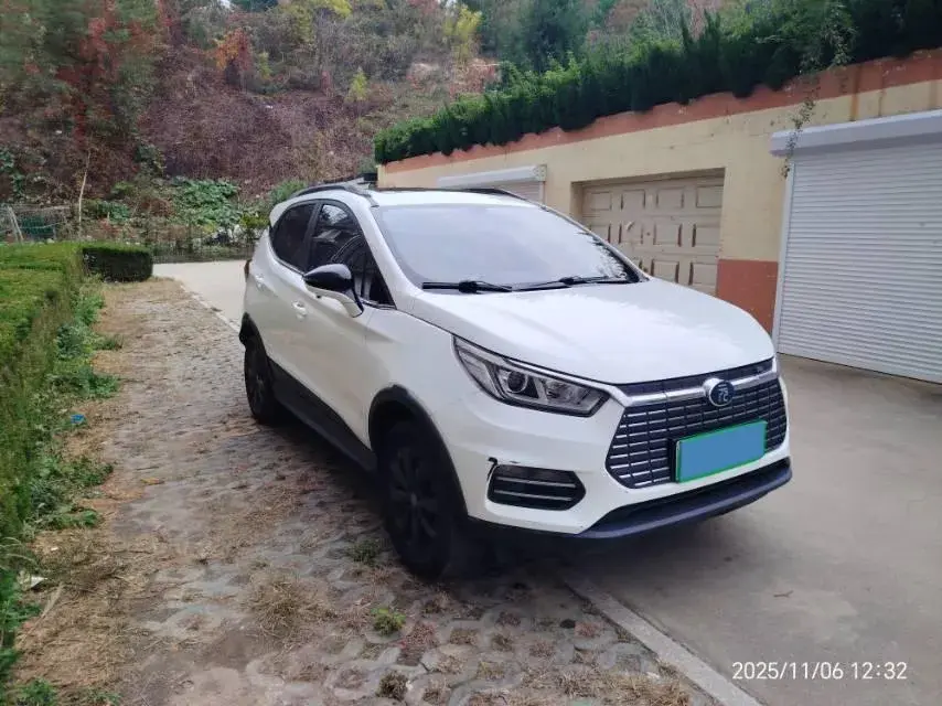 2018 BYD YUAN thumbnail 3