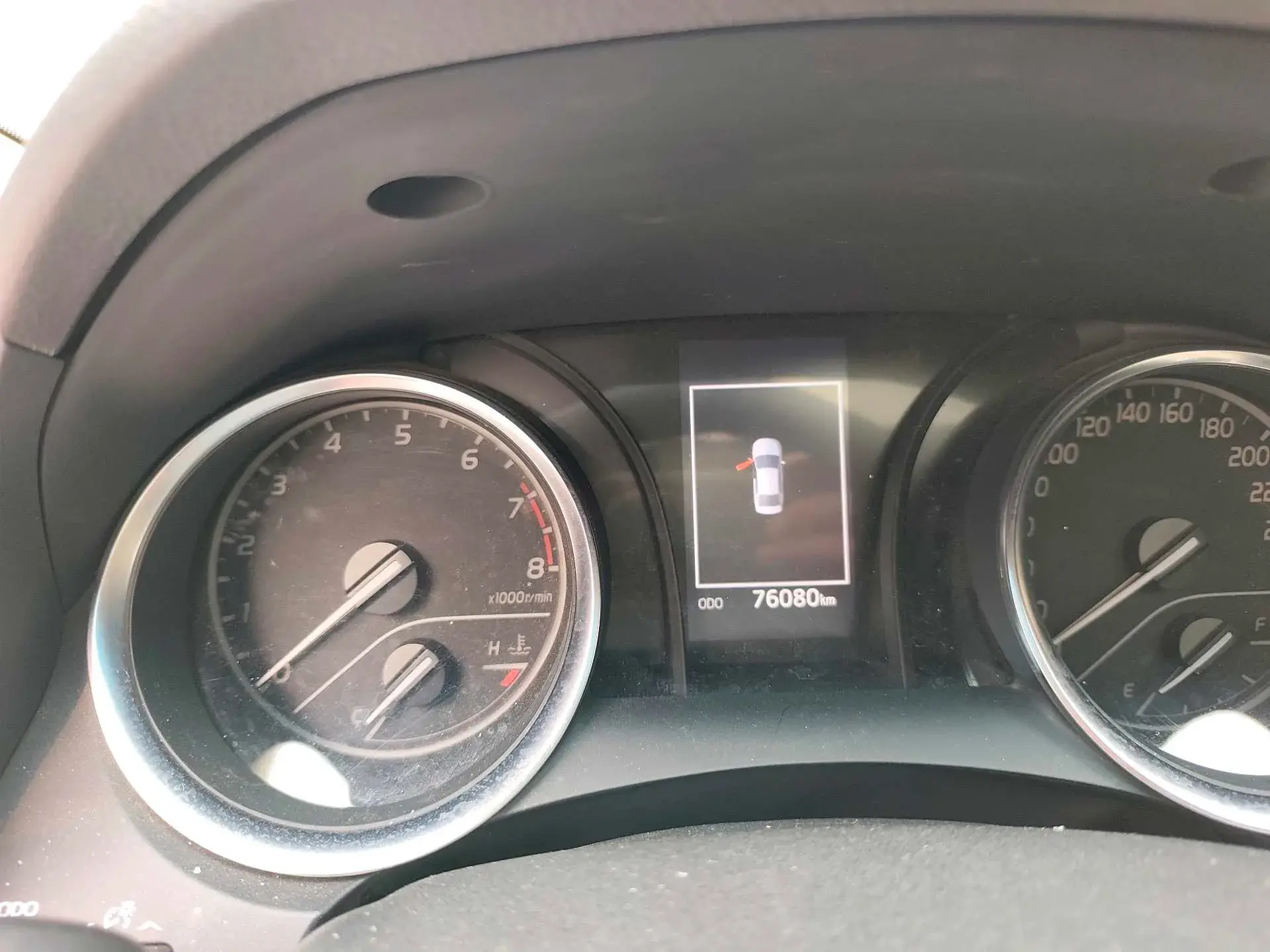 2019 TOYOTA CAMRY thumbnail 2