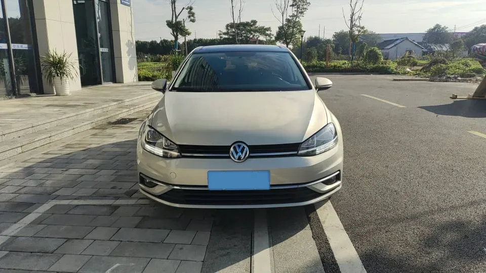 2018 Volkswagen Golf 1.4T 131HP L4 7DCT,autocango,china used car exporter,china ev exporter,chinese used car exporter,chinese used ev exporter