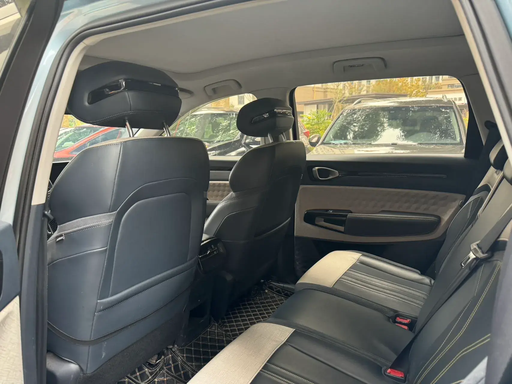 2019 BAOJUN 730 thumbnail 4