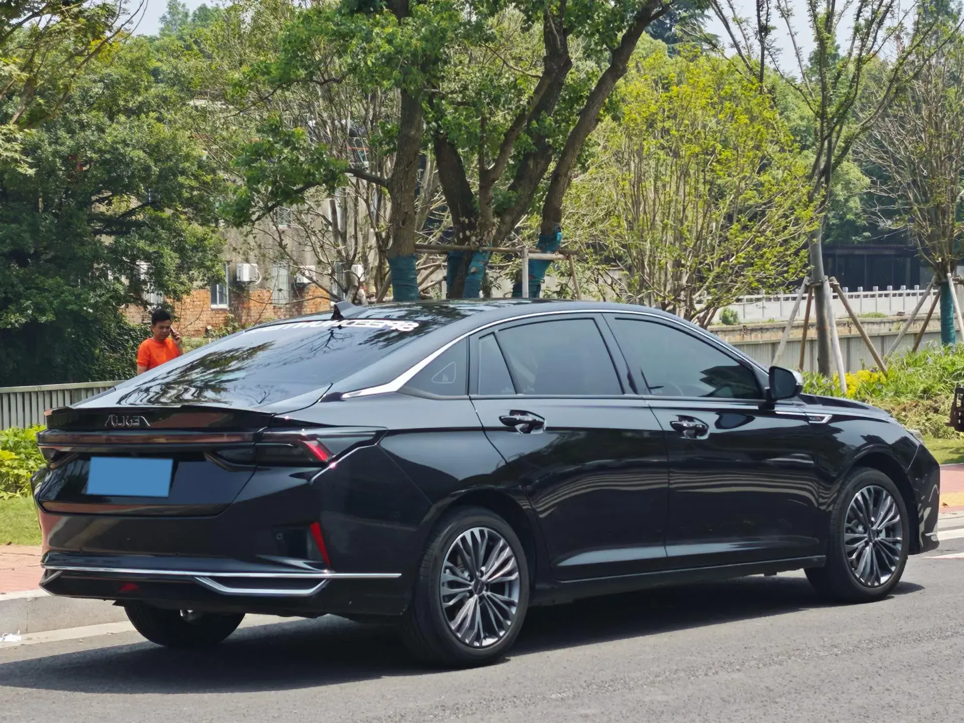 2021 DONGFENG AEOLUS thumbnail 3