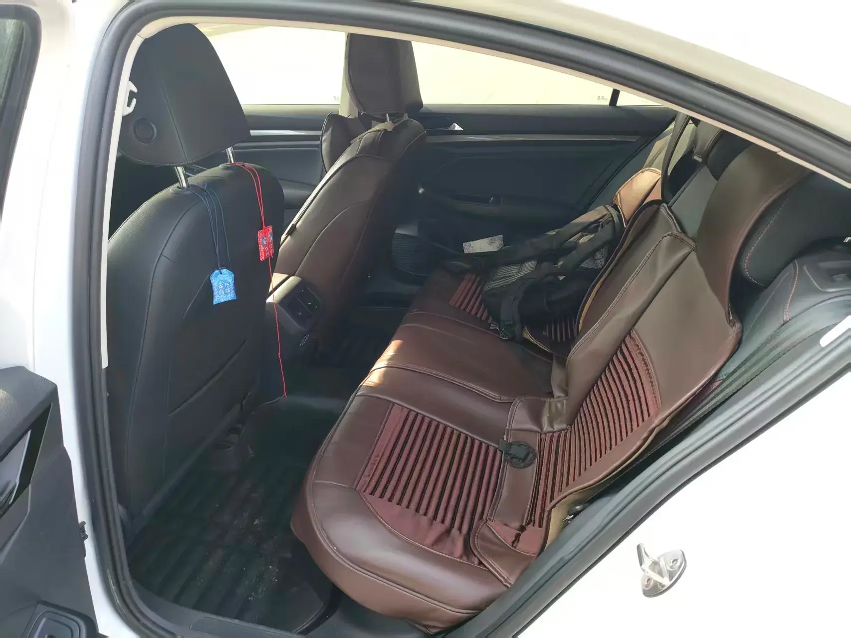 2021 VOLKSWAGEN BORA thumbnail 4