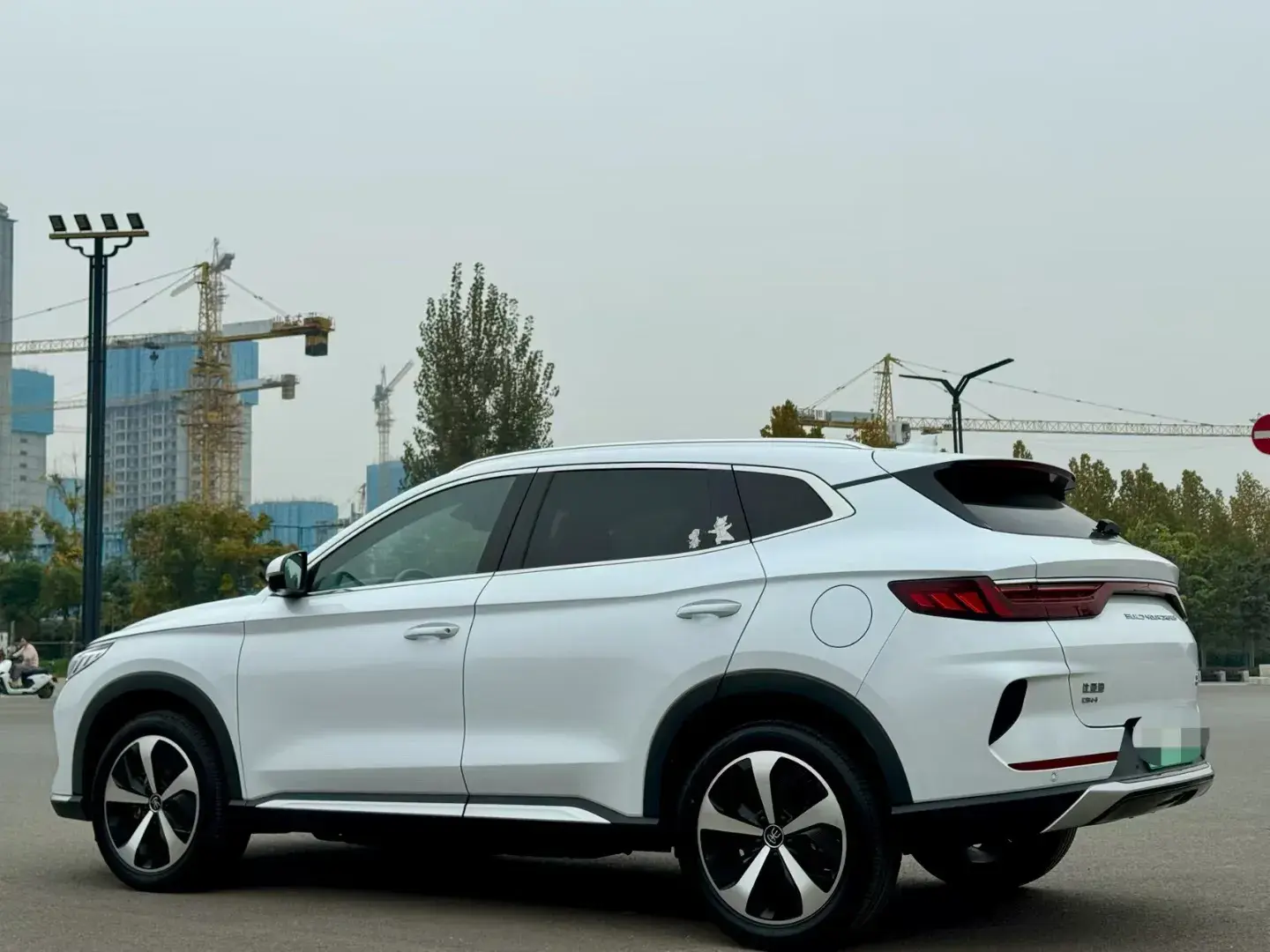 2021 BYD SONG thumbnail 4