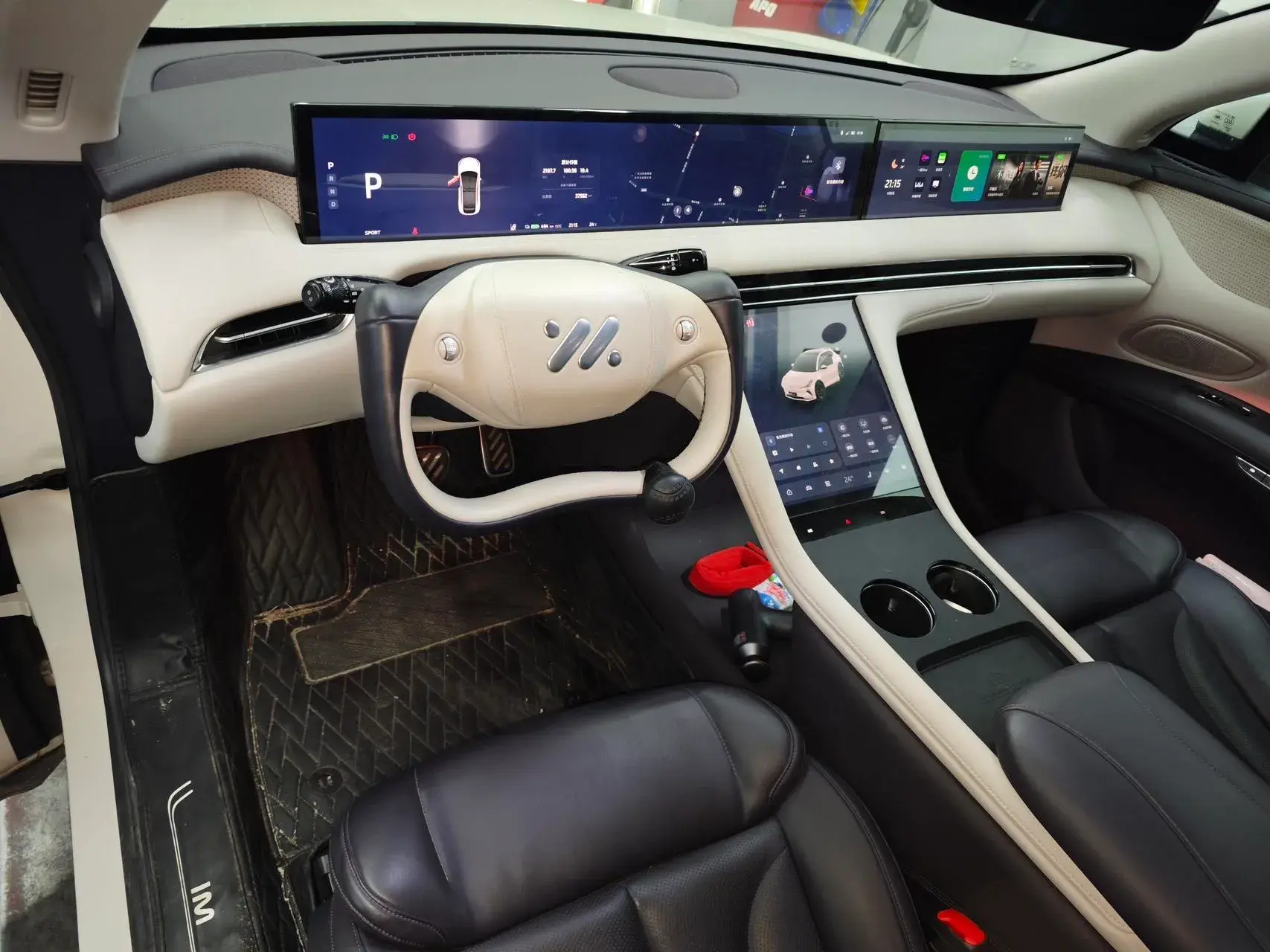 2023 IM LS7 thumbnail 3