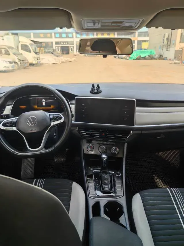 2023 Volkswagen Bora 1.2T 116HP L4 7DCT,autocango,china used car exporter,china ev exporter,chinese used car exporter,chinese used ev exporter