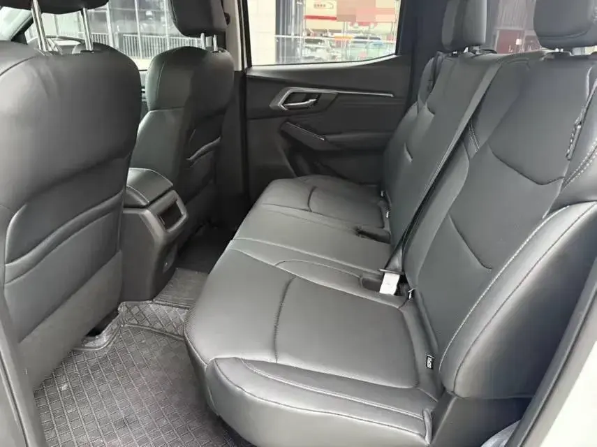 2020 ISUZU D-MAX thumbnail 4