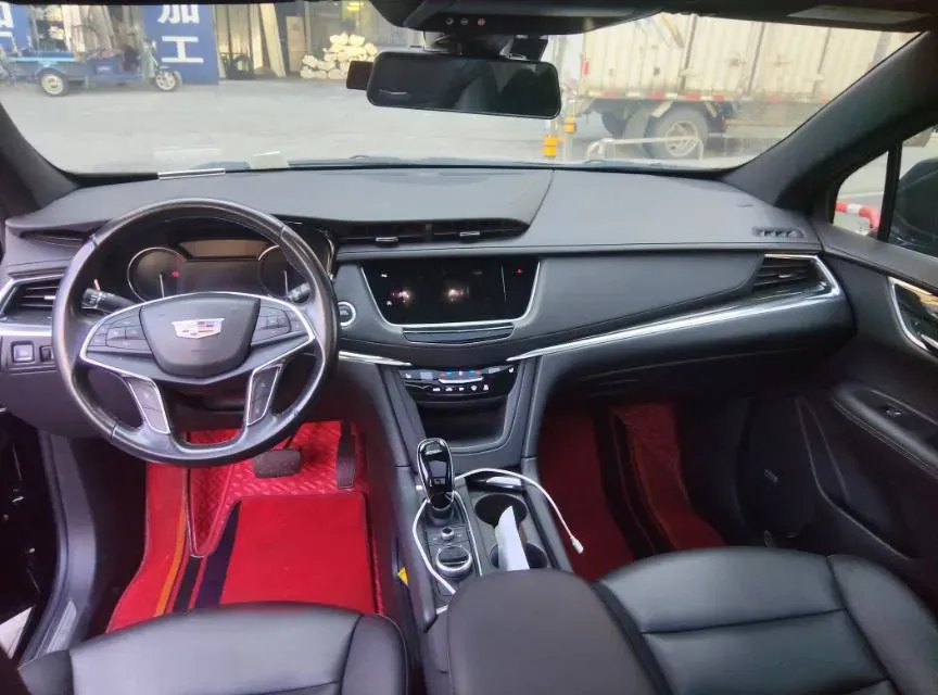 2021 Cadillac XT5 2.0T 237HP L4 9AT,autocango,china used car exporter,china ev exporter,chinese used car exporter,chinese used ev exporter