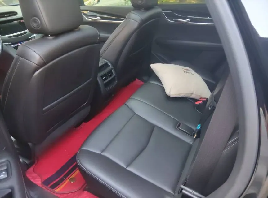 2021 Cadillac XT5 2.0T 237HP L4 9AT,autocango,china used car exporter,china ev exporter,chinese used car exporter,chinese used ev exporter