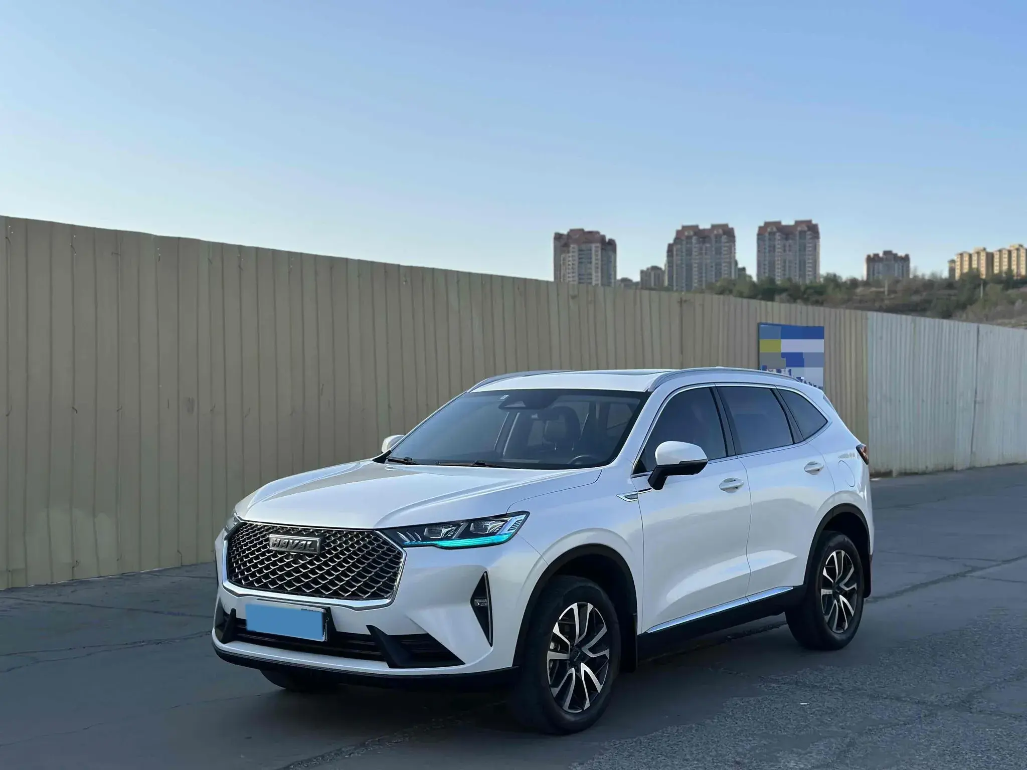 2021 HAVAL H6 view 1