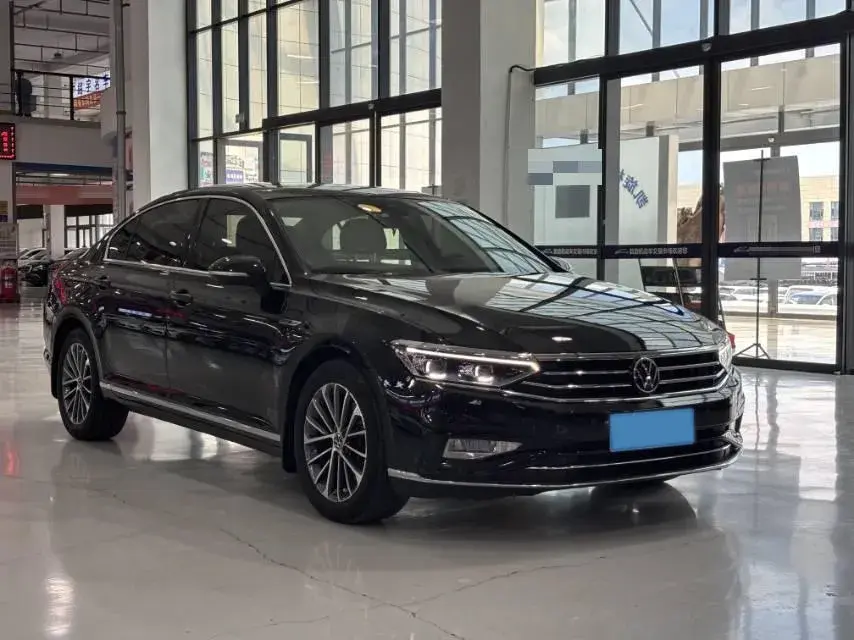 2020 VOLKSWAGEN MAGOTAN thumbnail 3