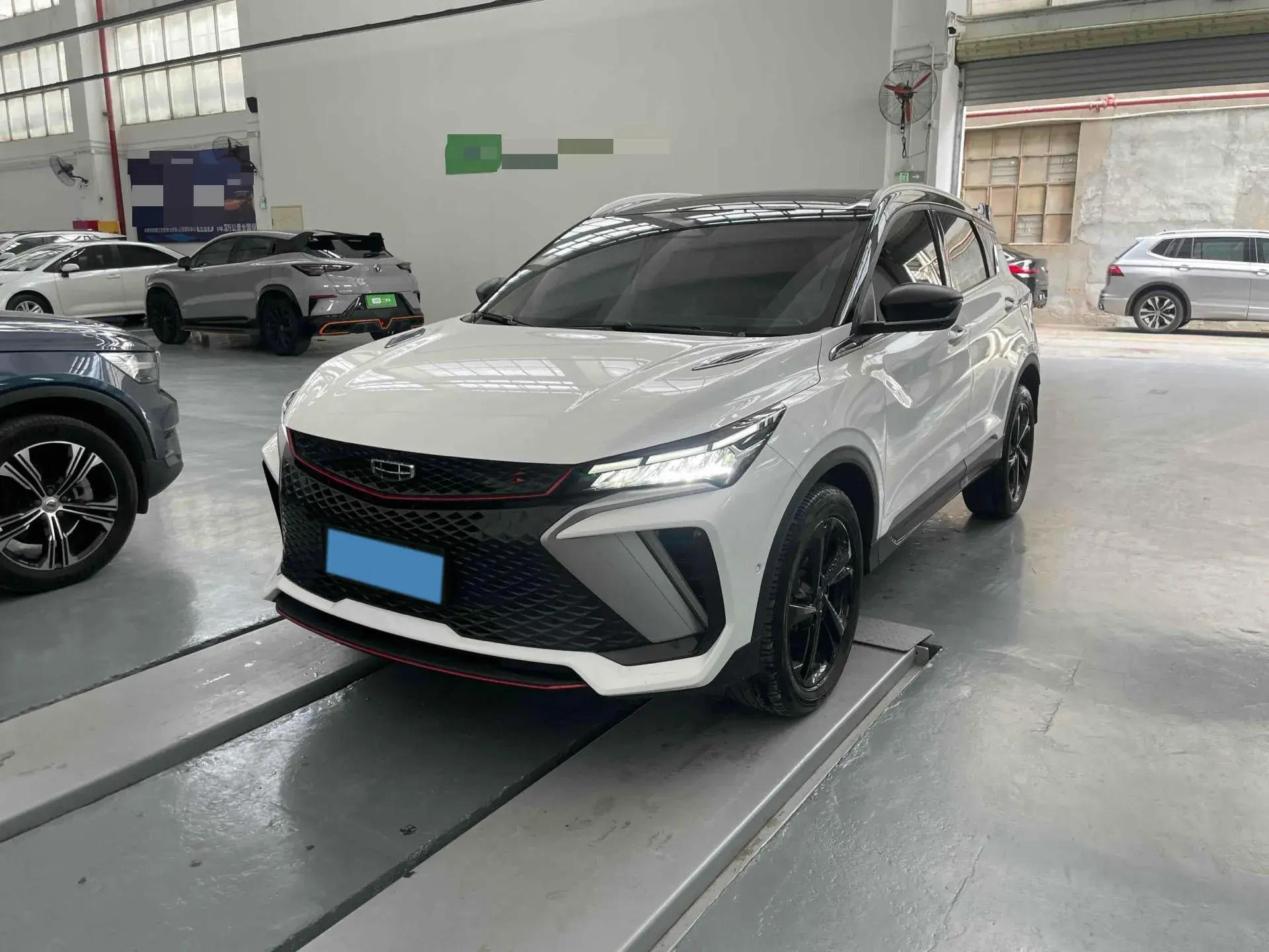 2022 GEELY COOLRAY view 1