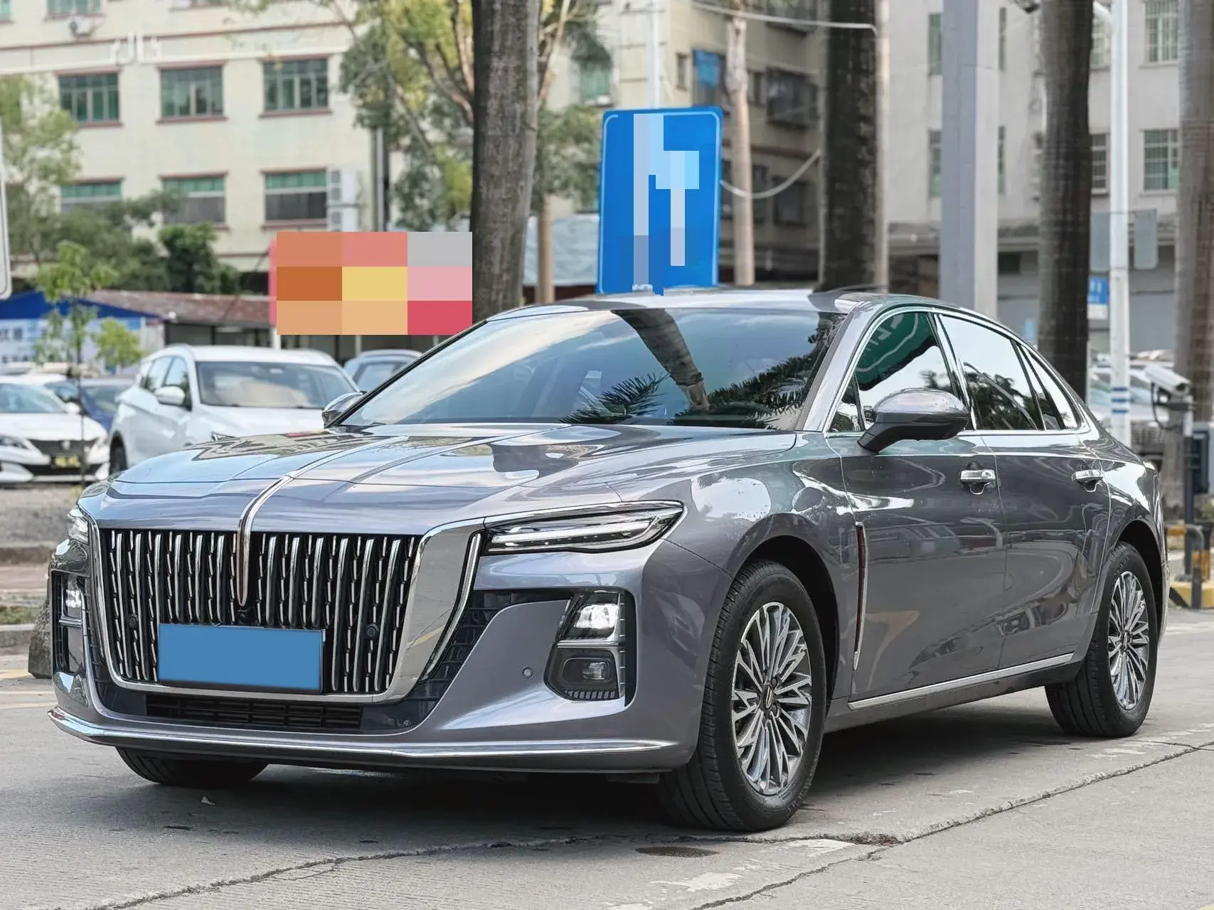 2024 HONGQI H5 view 1