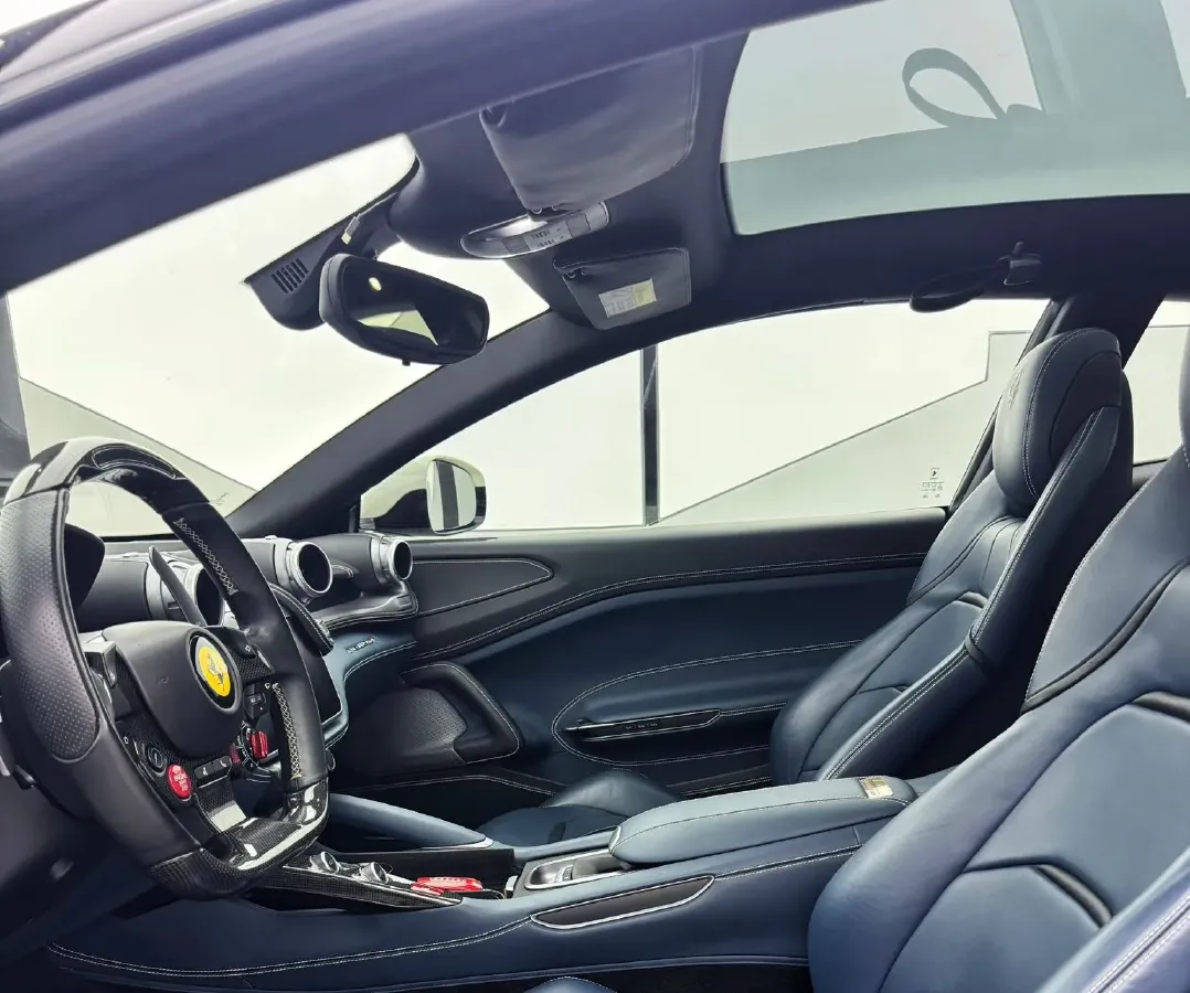 2017 Ferrari GTC4 Lusso 3.9T 609HP V8 7DCT,autocango,china used car exporter,china ev exporter,chinese used car exporter,chinese used ev exporter