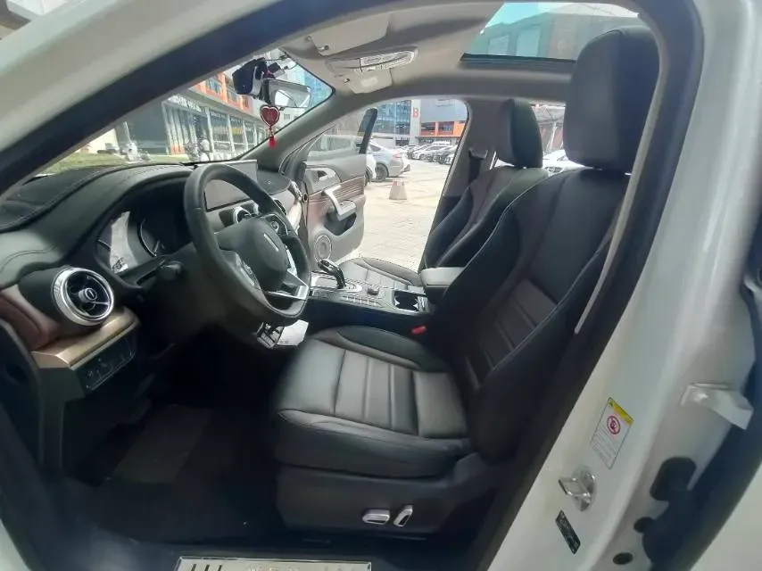 2020 WEY VV5 1.5T 171HP L4 7DCT,autocango,china used car exporter,china ev exporter,chinese used car exporter,chinese used ev exporter