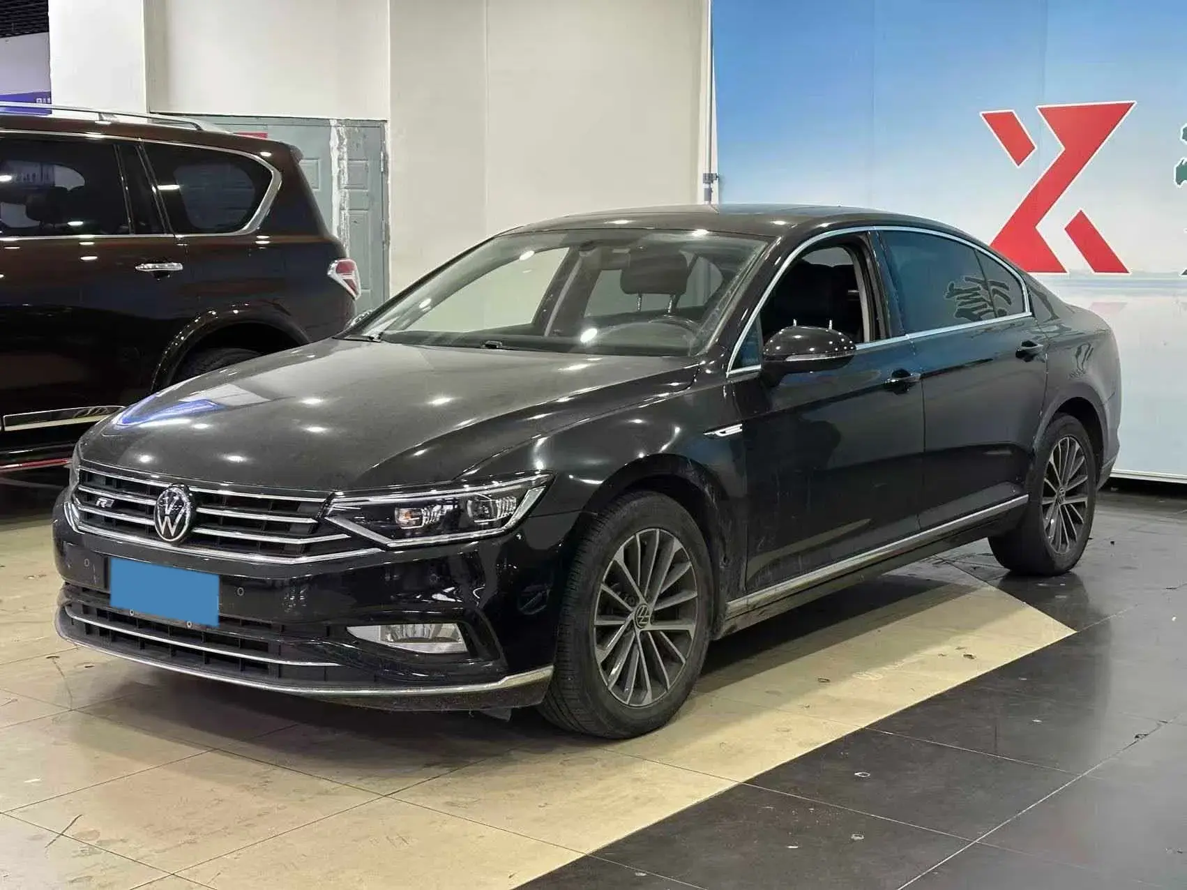 2020 VOLKSWAGEN MAGOTAN view 1