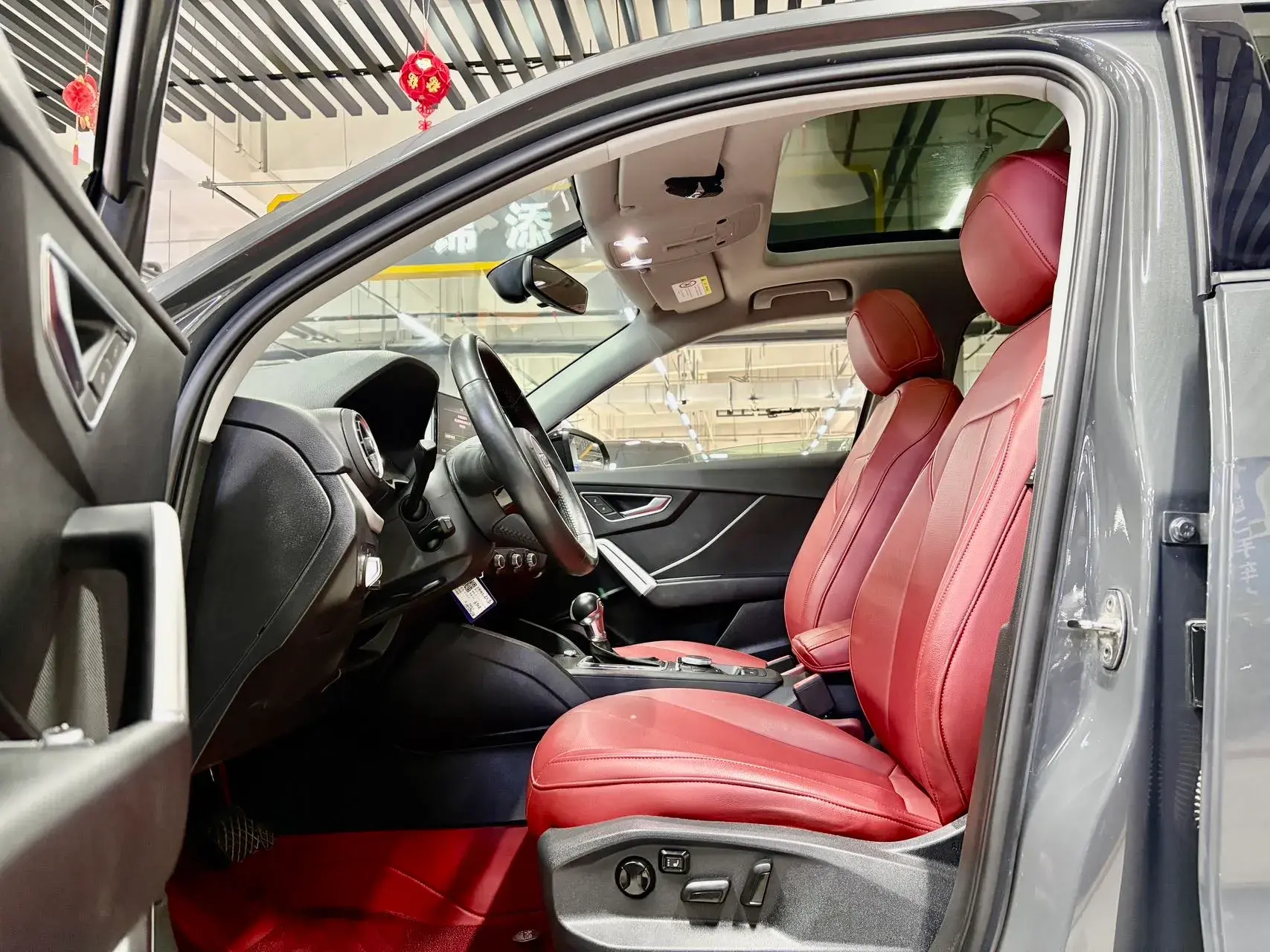 2021 AUDI Q2L thumbnail 4