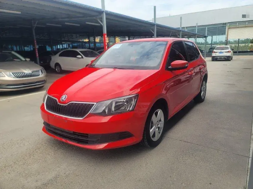 2017 Skoda Fabia 1.4L 90HP L4 6AT