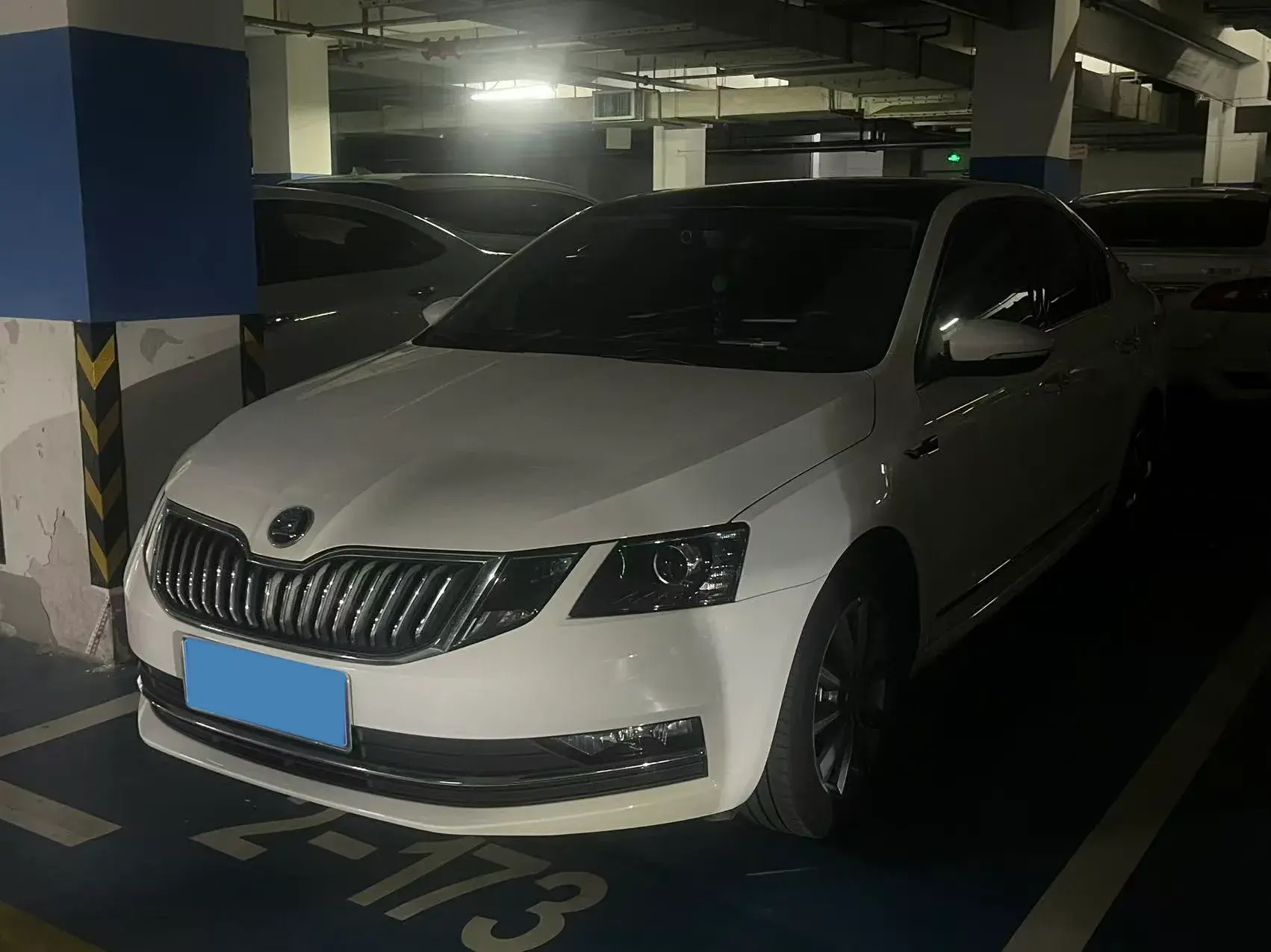 2020 SKODA OCTAVIA view 1