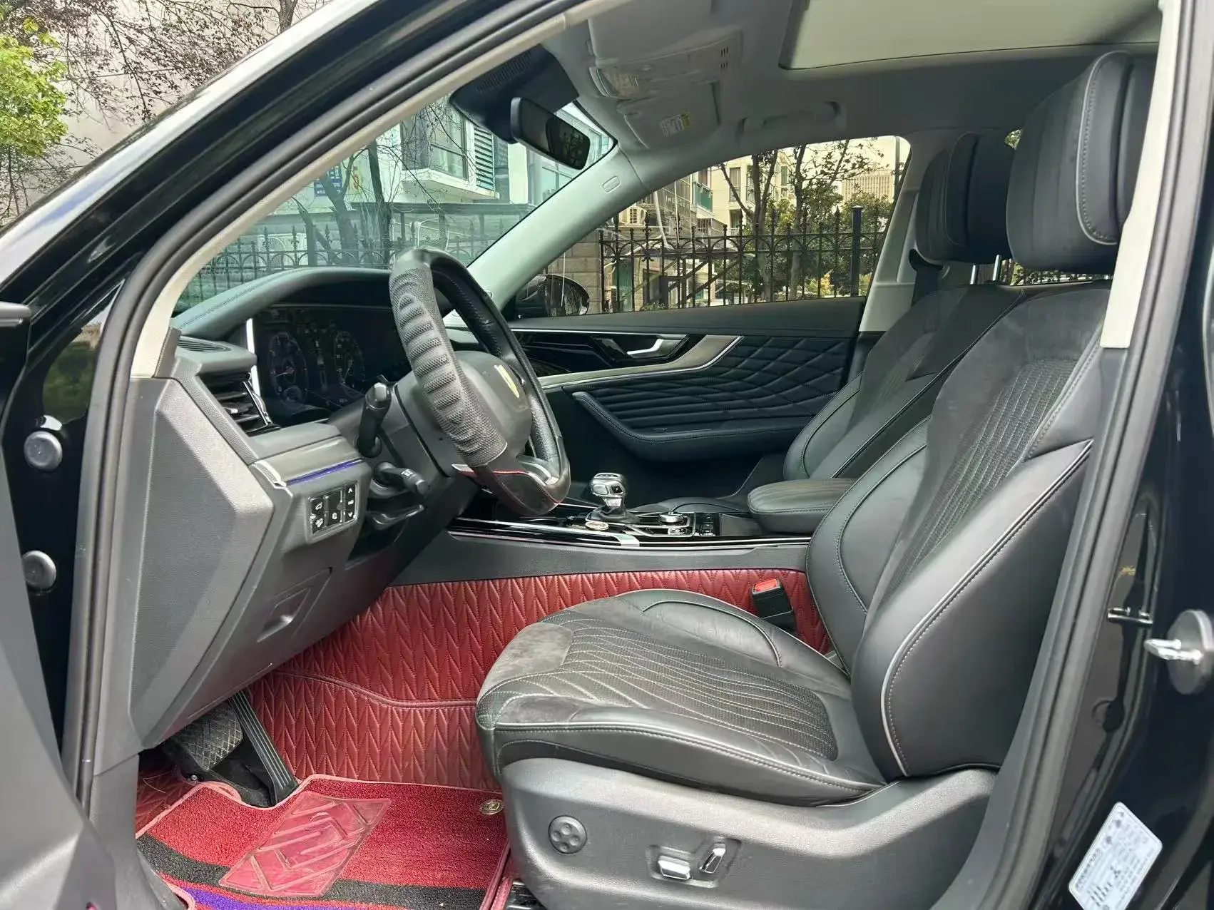 2022 HONGQI HS5 thumbnail 4