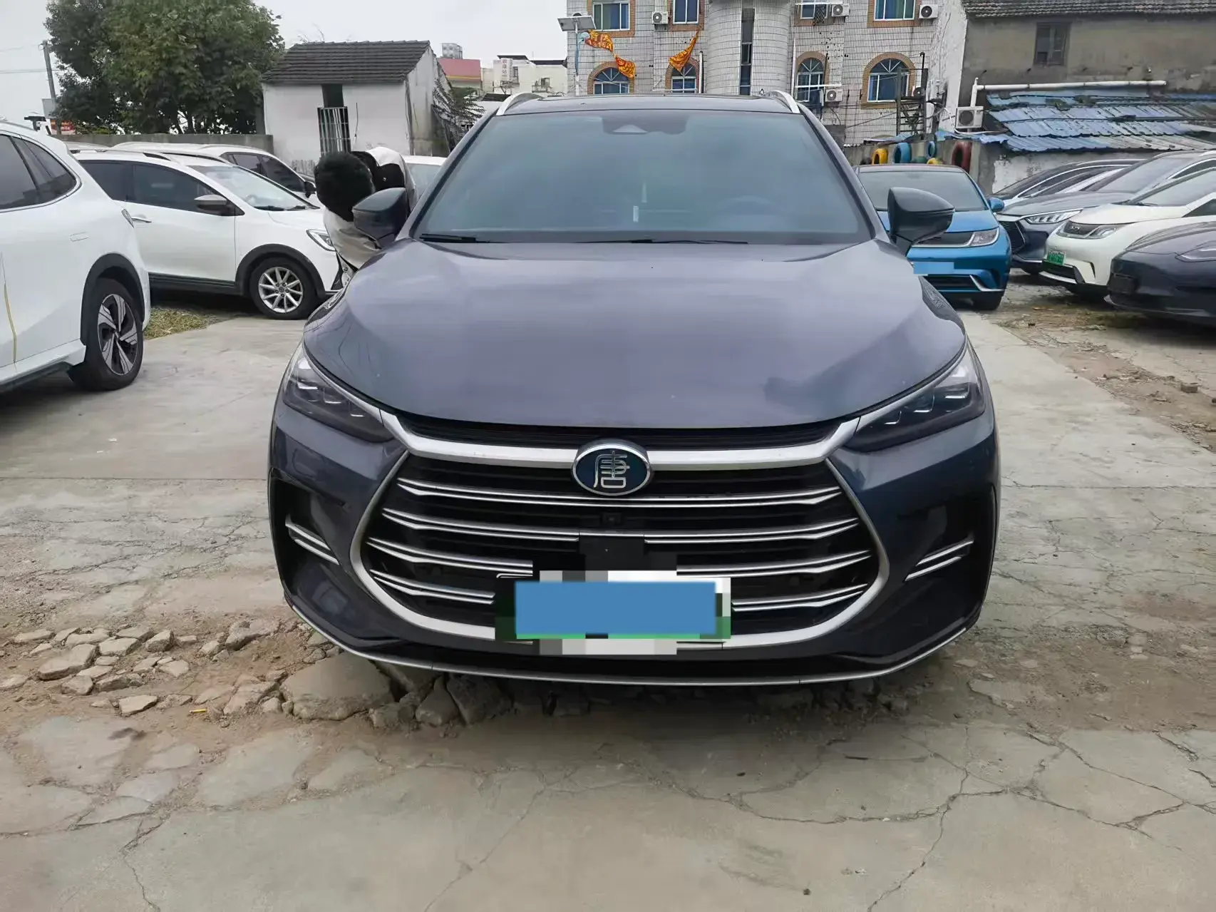 2021 BYD TANG thumbnail 2