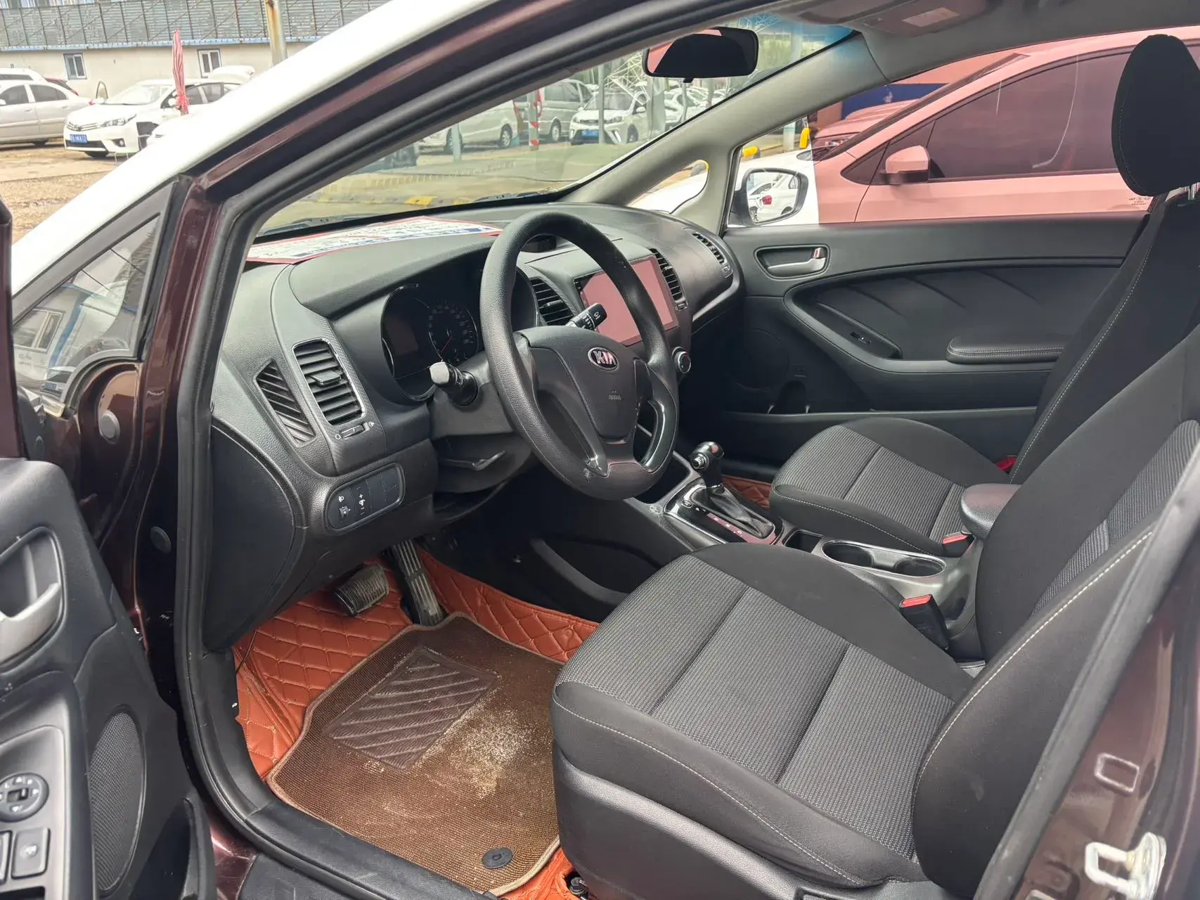 2016 KIA K3 thumbnail 4