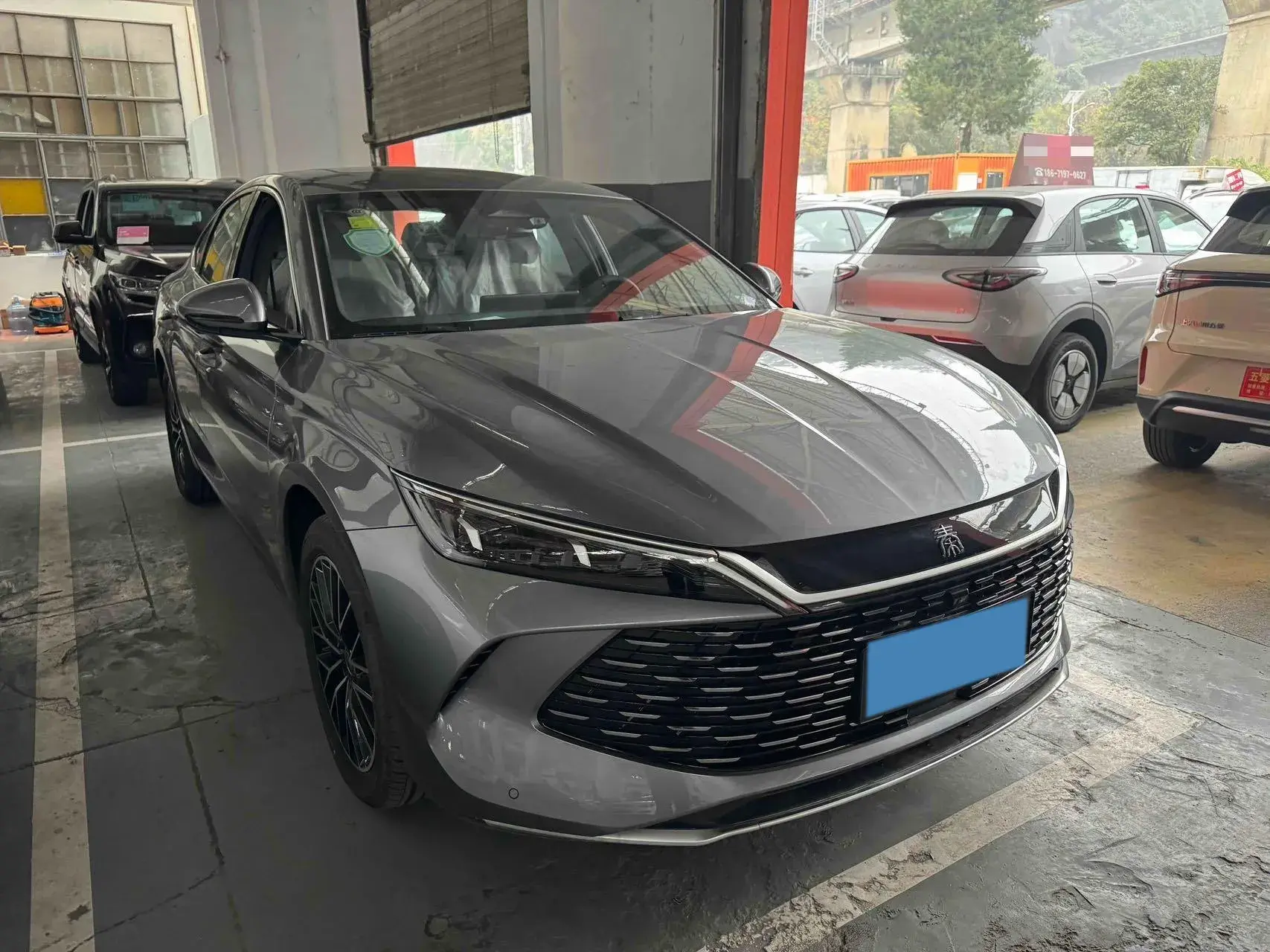 2024 BYD QINL thumbnail 2