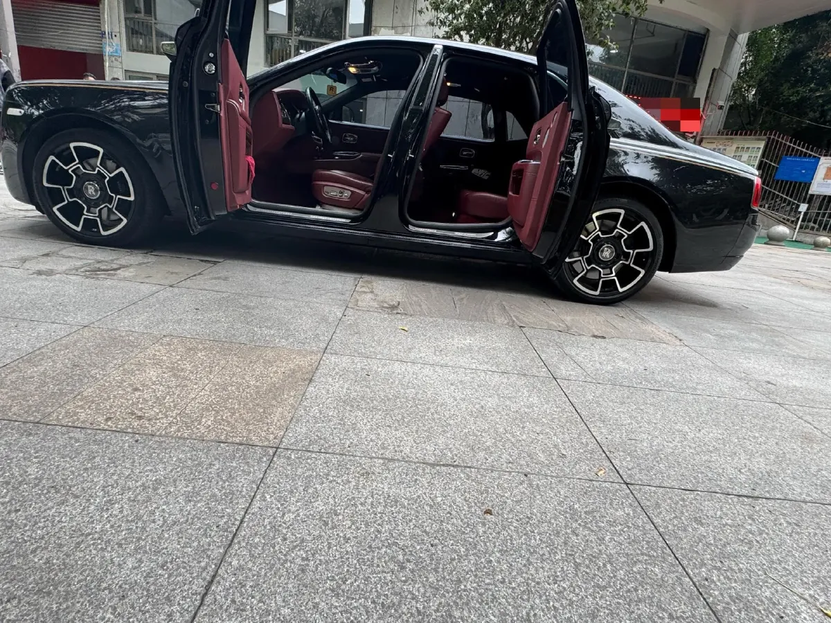 2015 Rolls-Royce Ghost 6.6T 571HP V12 8AT,autocango,china used car exporter,china ev exporter,chinese used car exporter,chinese used ev exporter