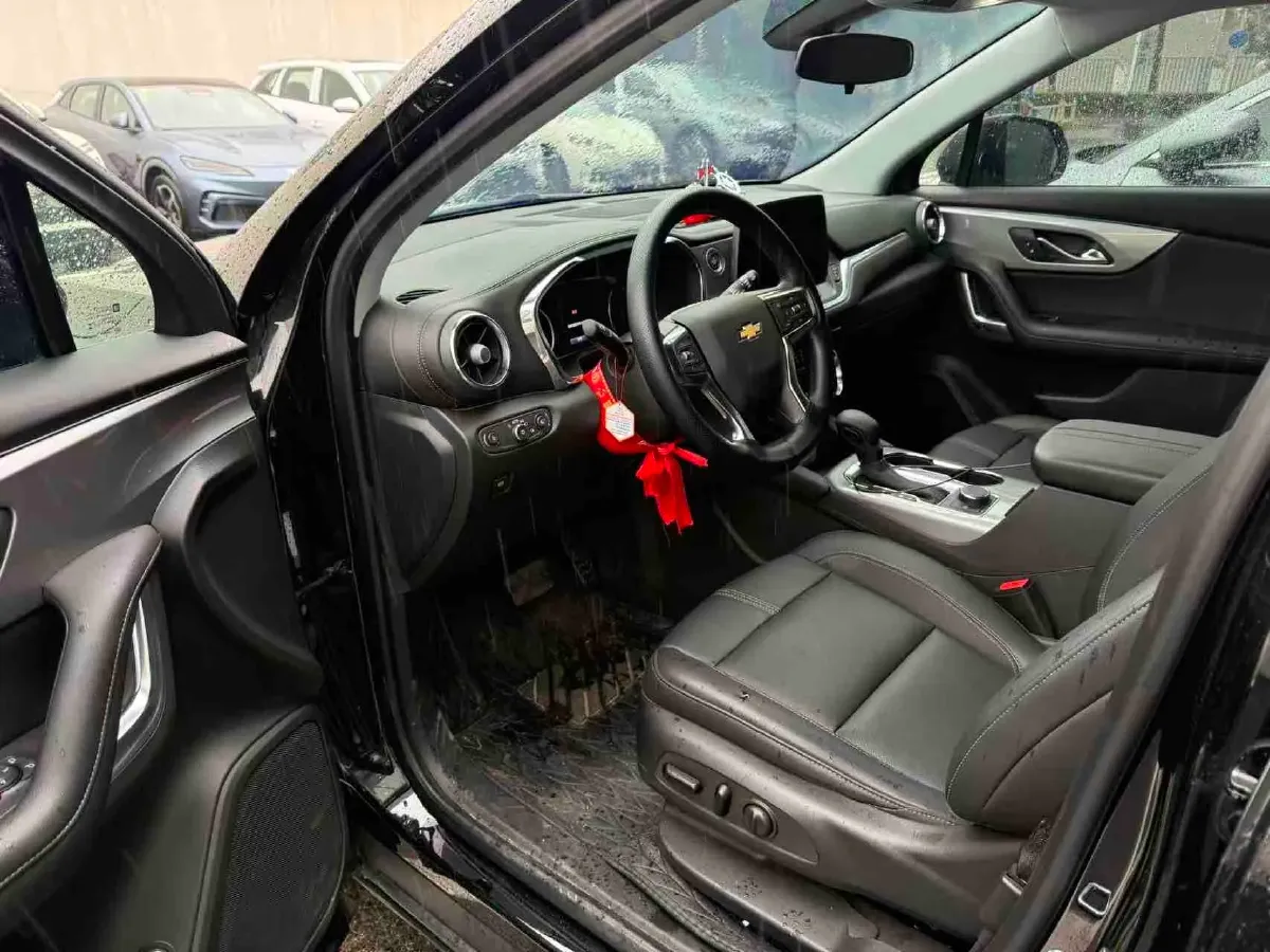 2023 Chevrolet Blazer 2.0T 237HP L4 9AT,autocango,china used car exporter,china ev exporter,chinese used car exporter,chinese used ev exporter