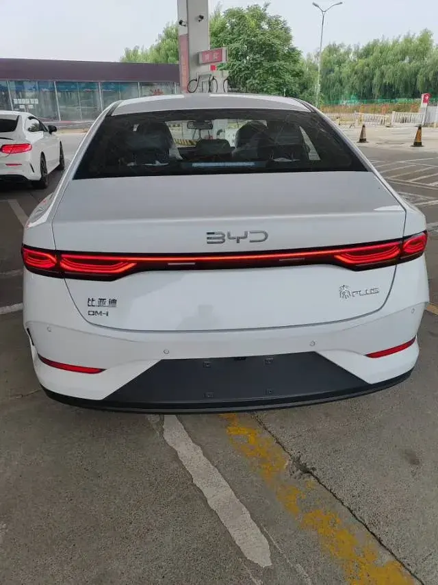 2025 BYD QIN thumbnail 3