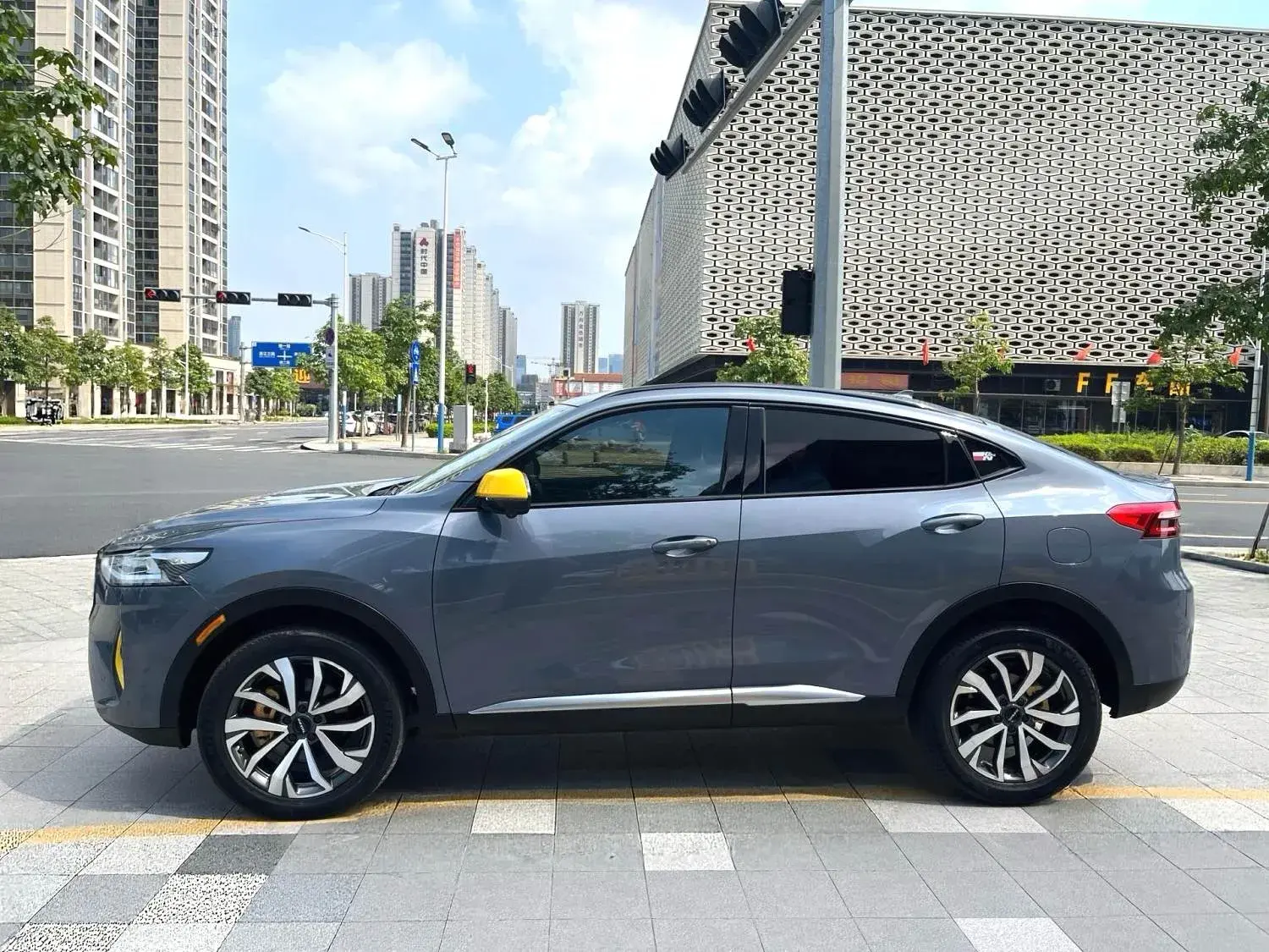 2021 HAVAL F7X thumbnail 3